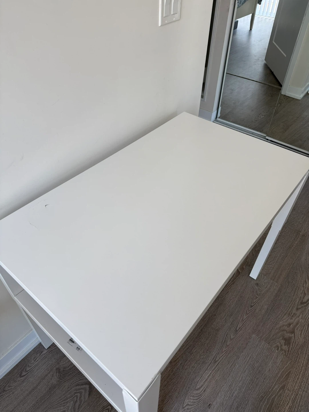 PAHL White IKEA Desk