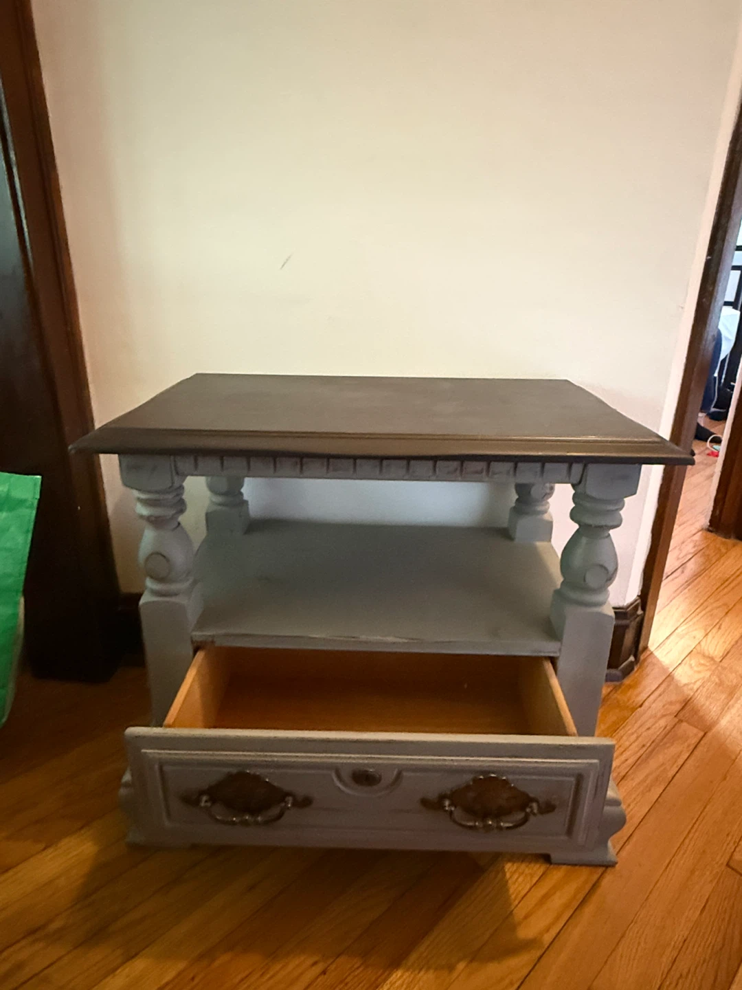 Two-Drawer Nightstand Vintage - photo 3