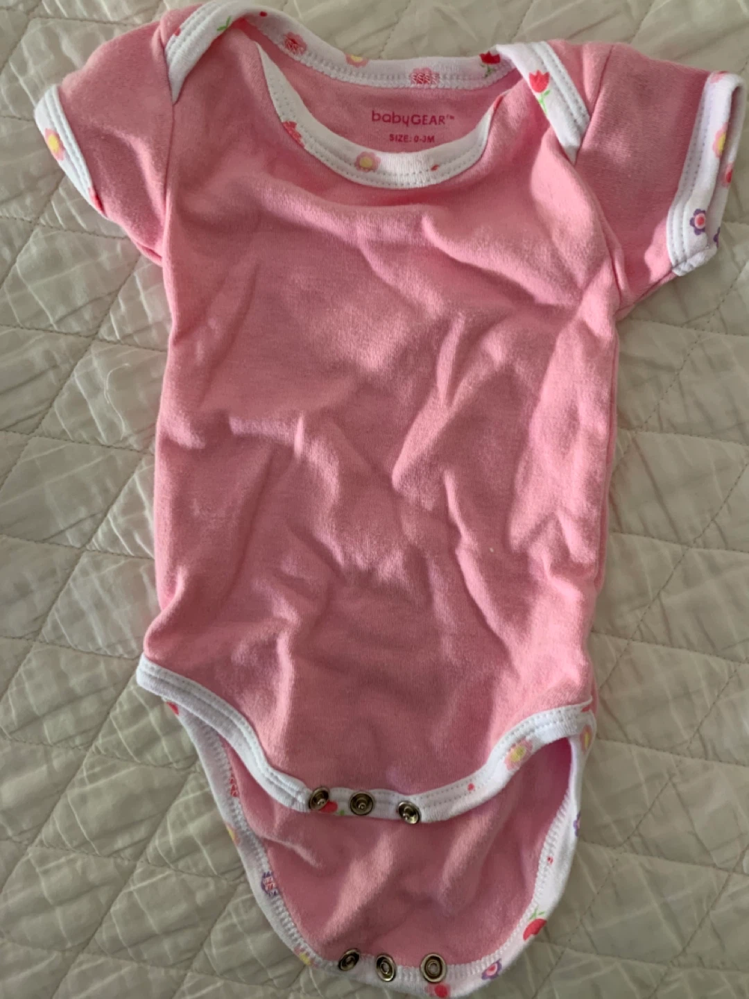 NB/ 0-3m Baby onesies - $1 each/ $5 for all - photo 4