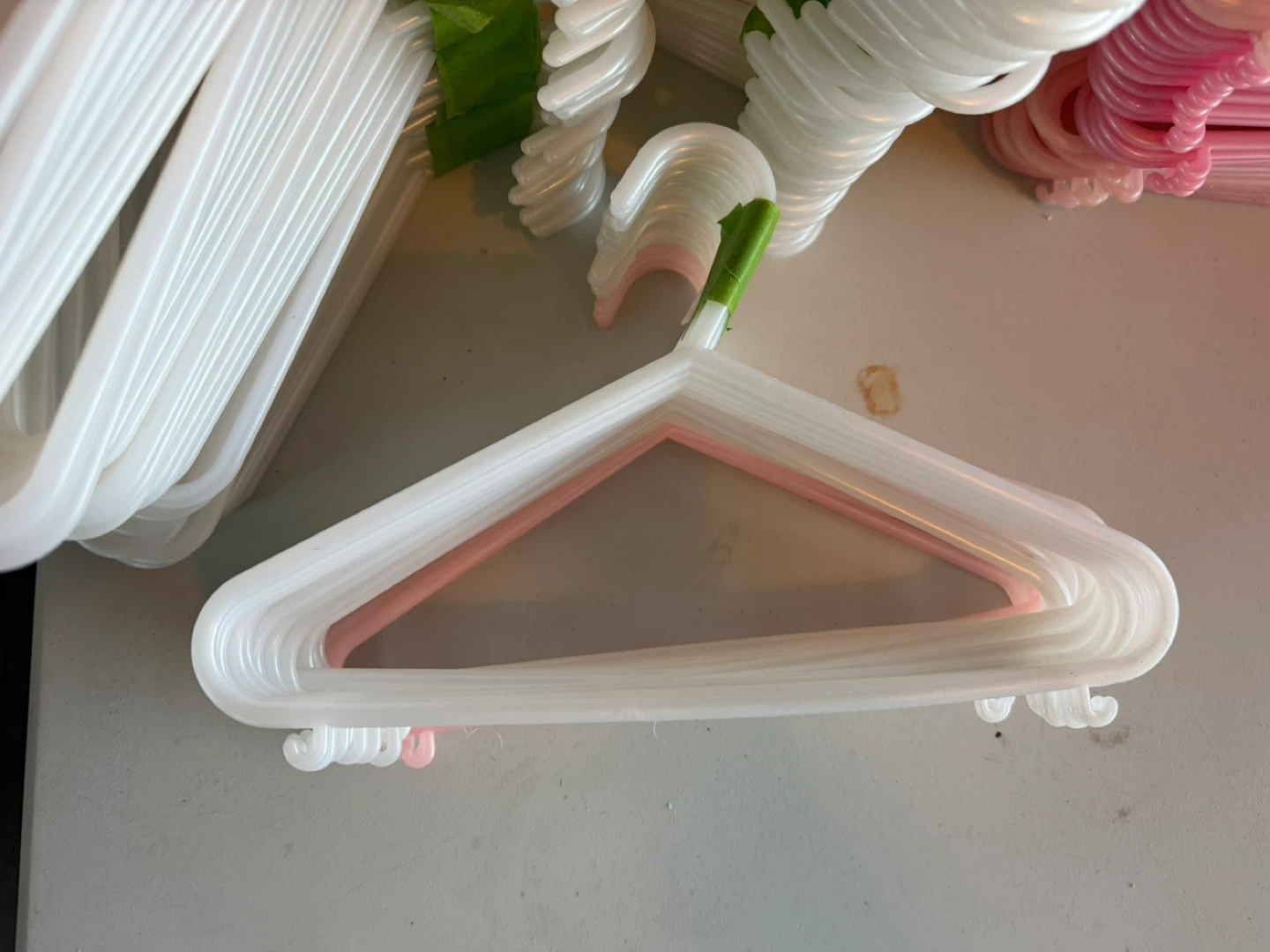 Bundle of 10 Plastic Hangers for kids clothes - photo 3