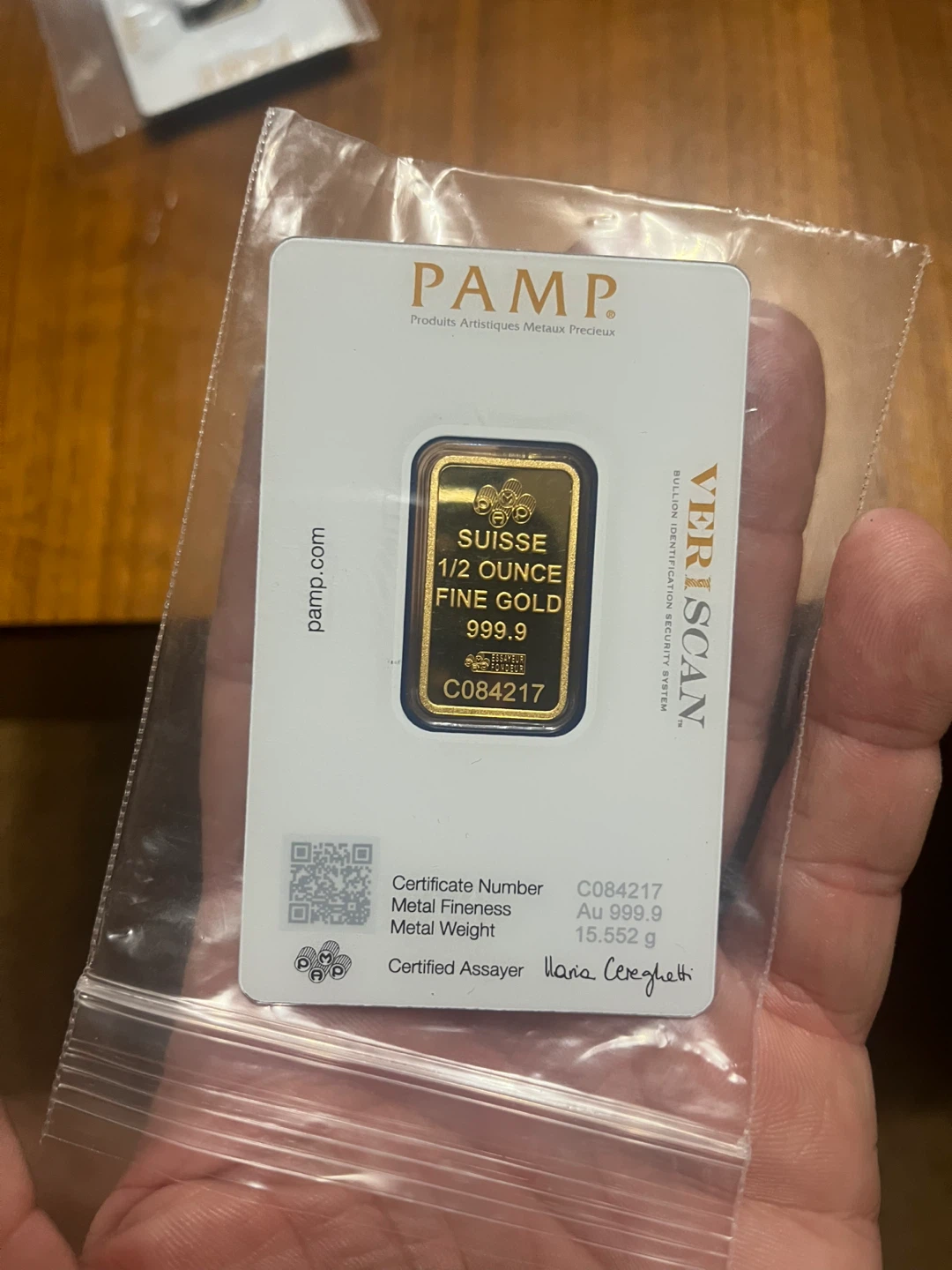 PAMP Suisse 1/2 Ounce Fine Gold Bar - photo 2