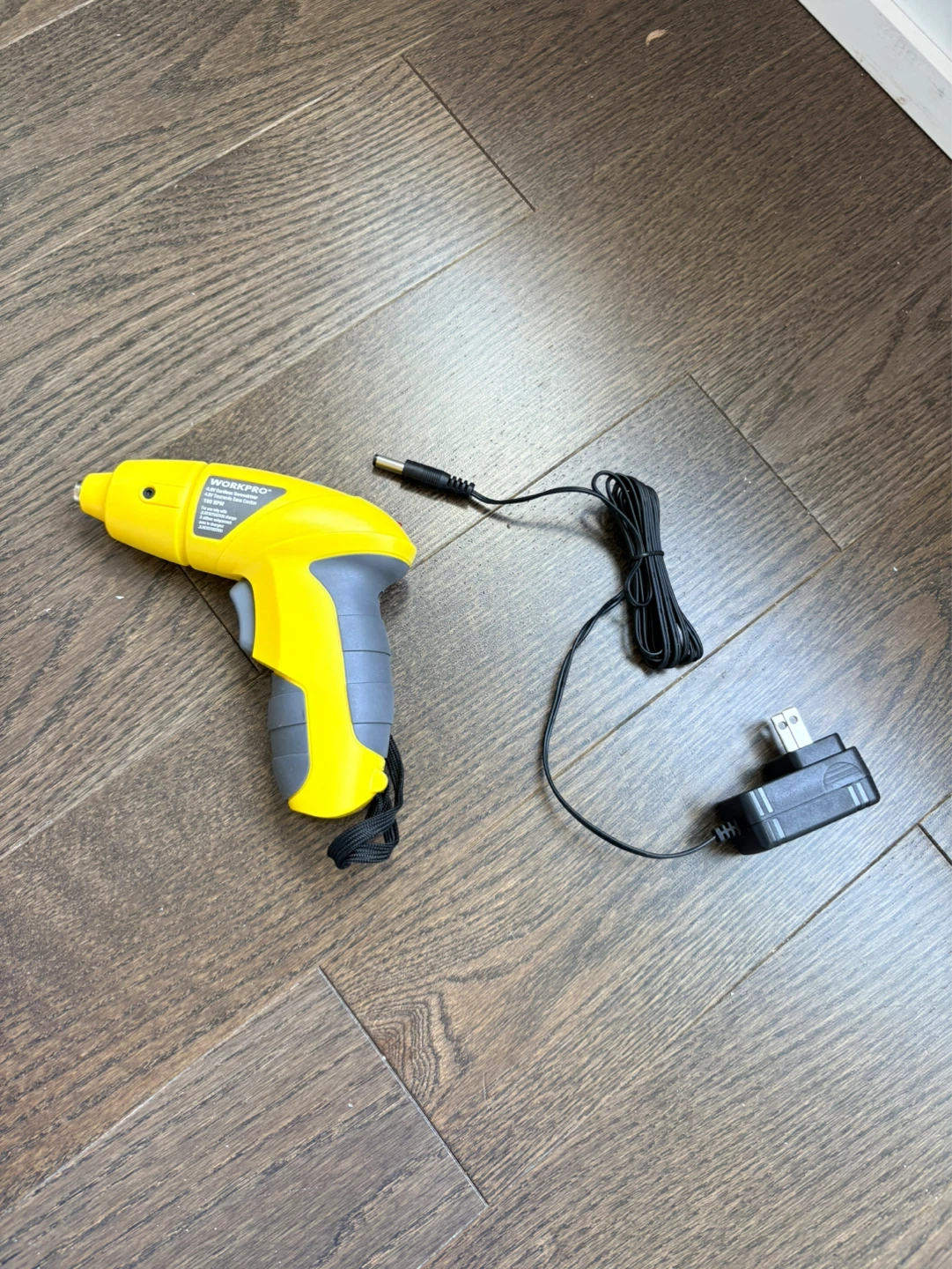 WORKPRO Cordless Screwdriver with Charger