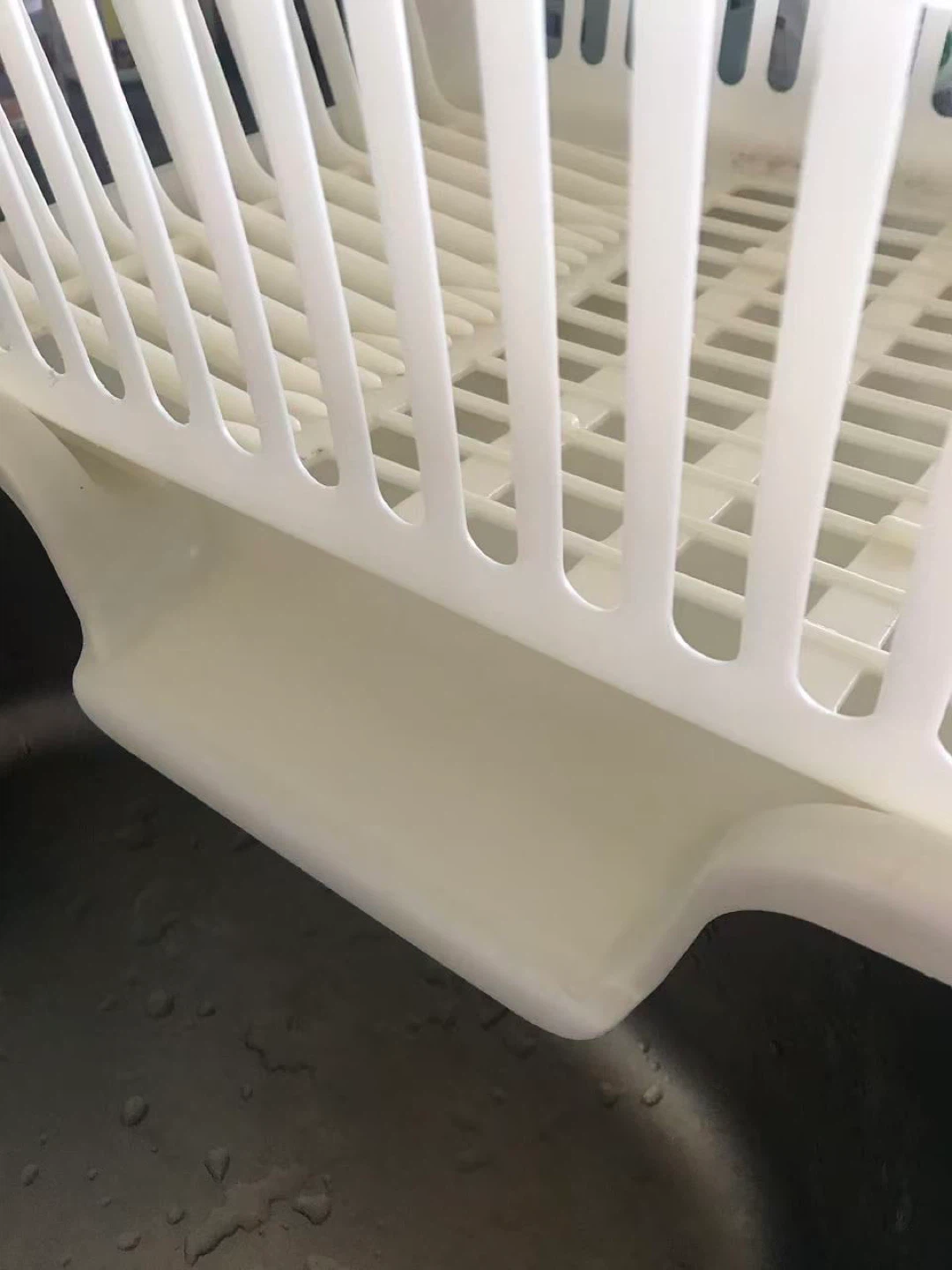 White Dish Drying Rack with free Tupperware Containers - photo 2