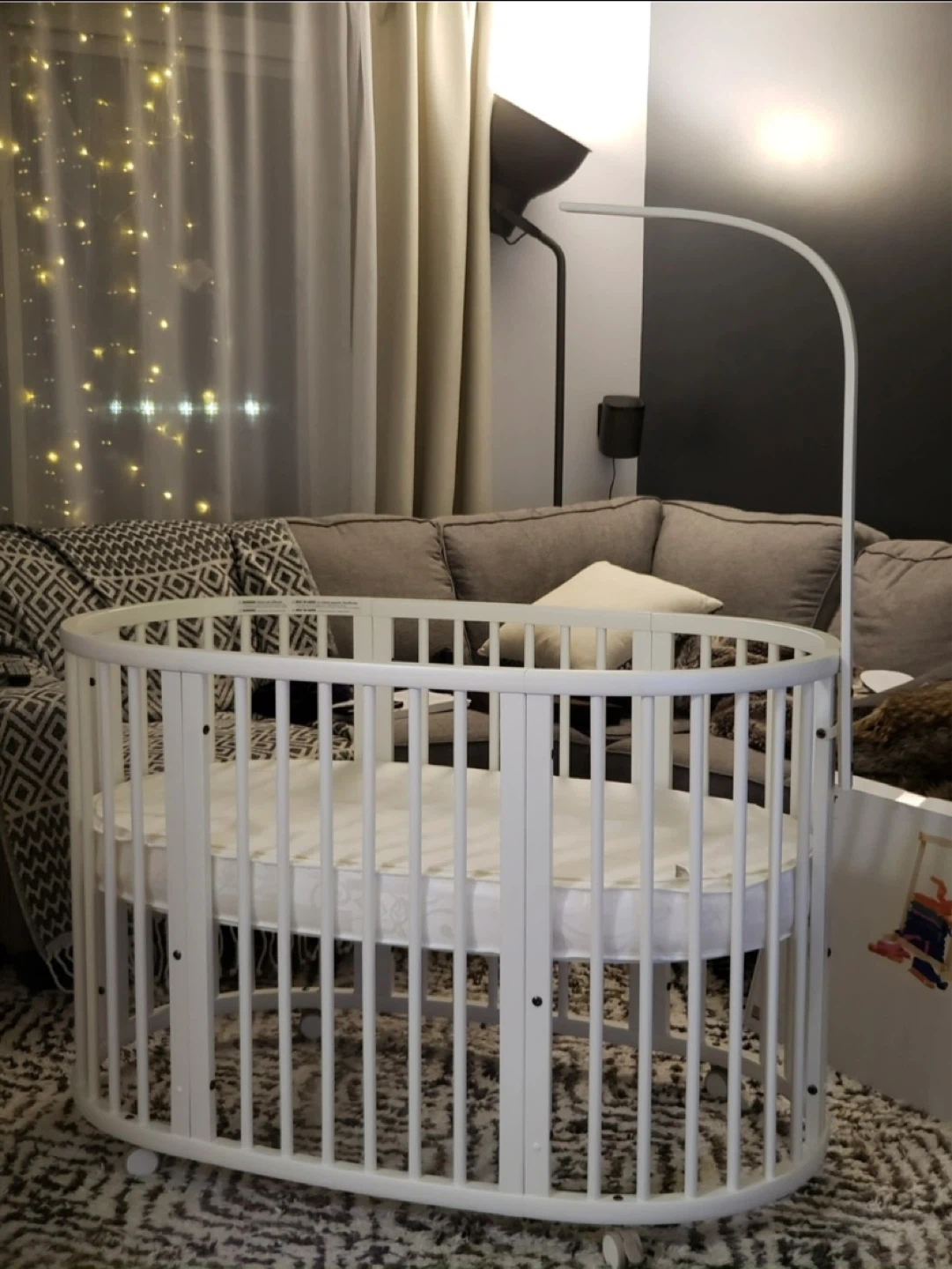 Stokke Sleepi Crib V3 w/ Colgate Sleepi Crib Mattress
