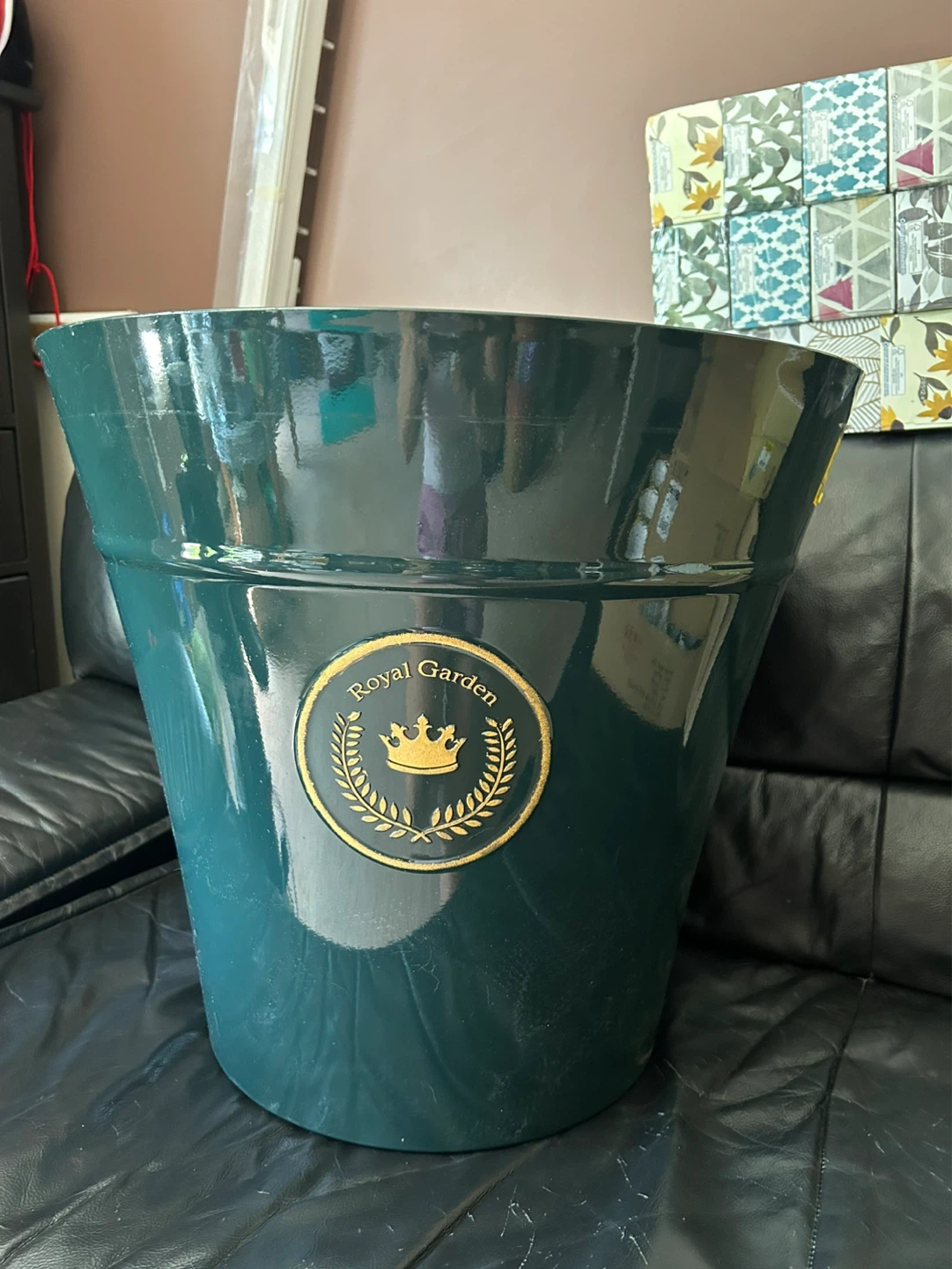 Royal Garden Large Planter Pot