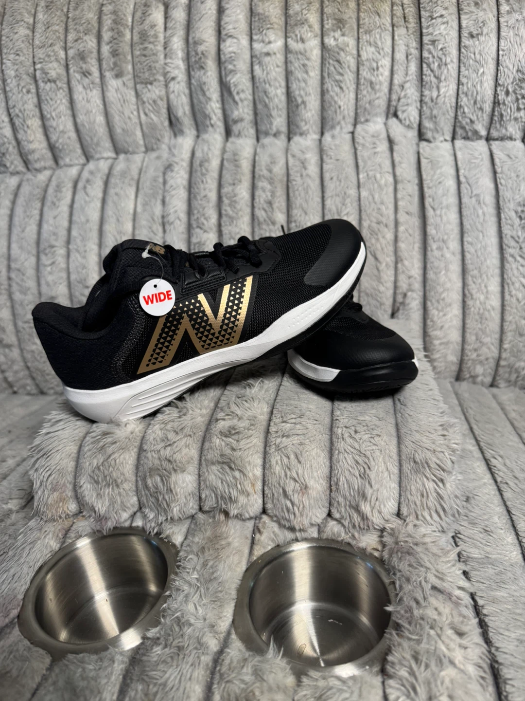 New Balance 696 V6 Wide Running Shoes Black Gold Women's 6.5