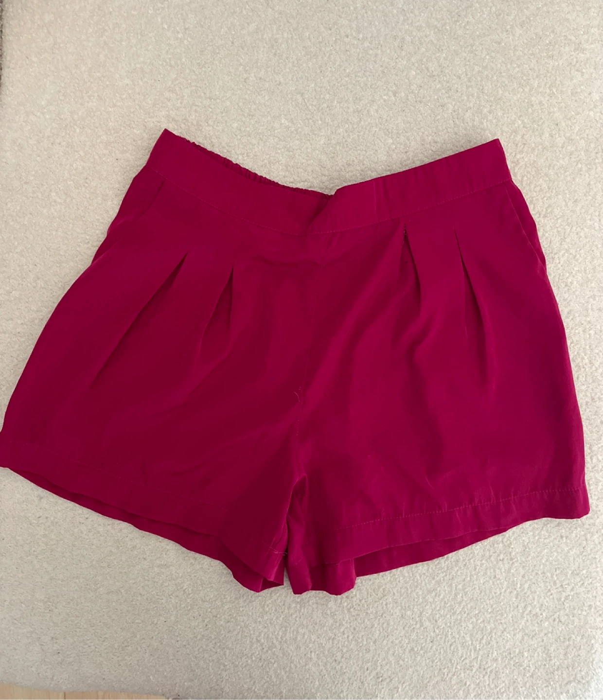 Women's Pink Pleated Shorts