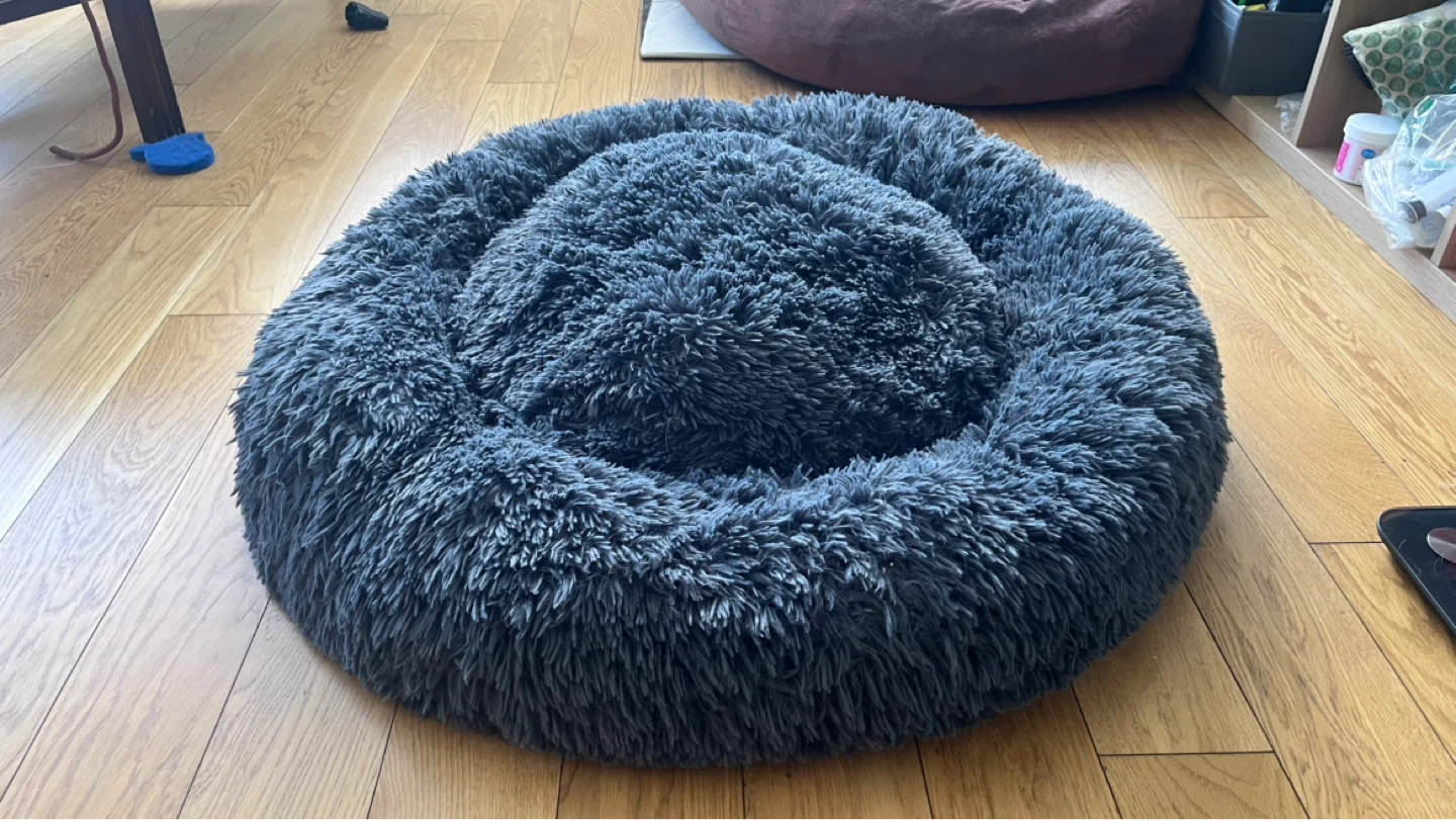 Bedfolks Calming Donut Dog Bed - Large, 36 Inch, Grey - photo 5