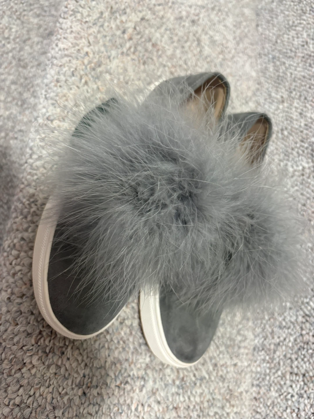 Steve Madden Grey Fuzzy Slip-On Sneakers brand new - photo 2