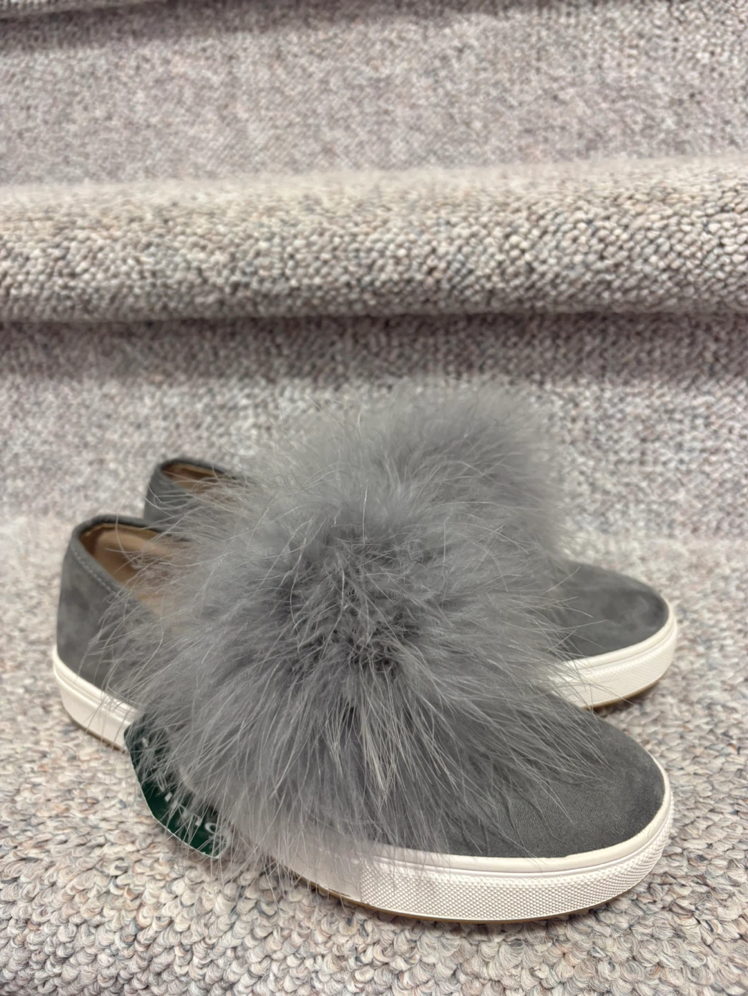 Steve Madden Grey Fuzzy Slip-On Sneakers brand new - photo 3