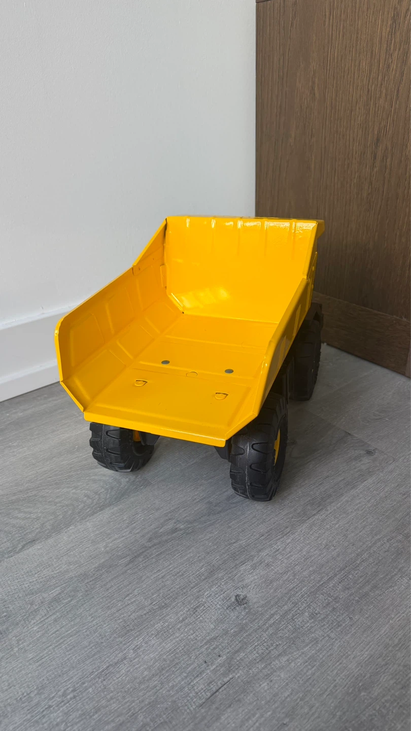 Classic Tonka Dump Truck Toy - photo 4