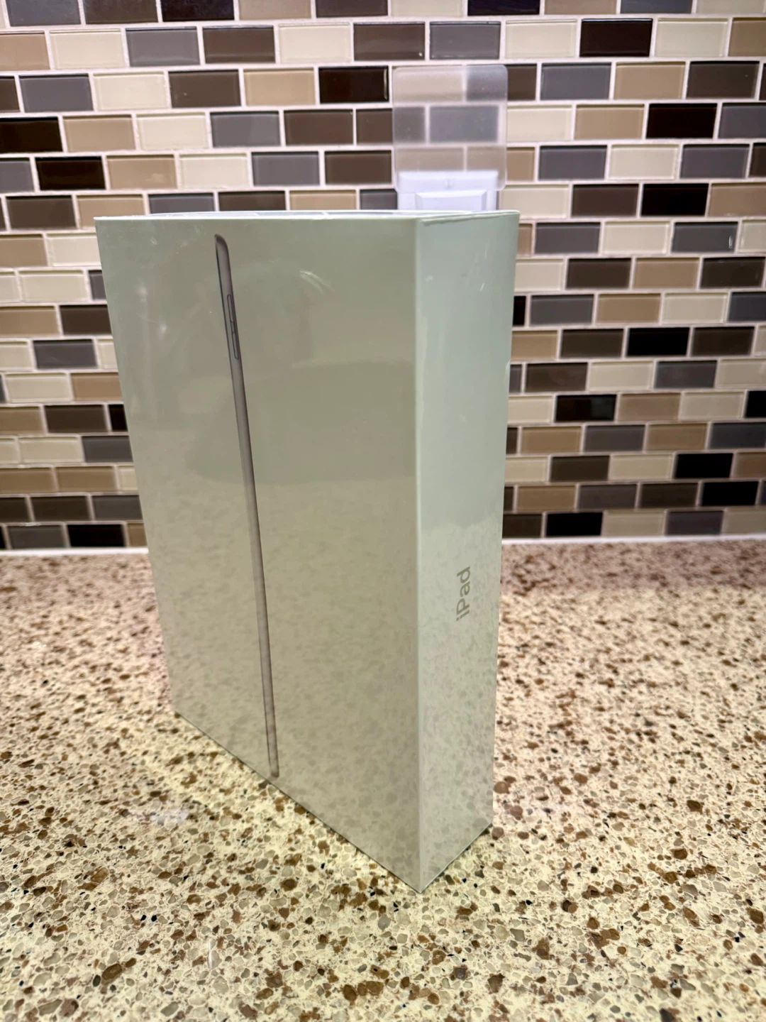 Apple iPad | 256GB | sealed - never opened - photo 2