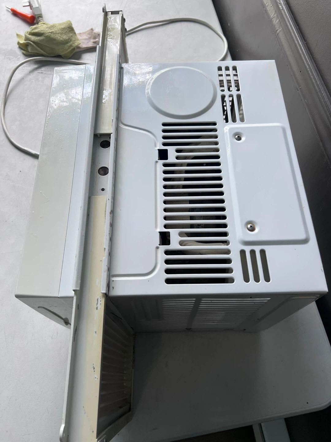 Arctic King Window Air Conditioner - photo 4