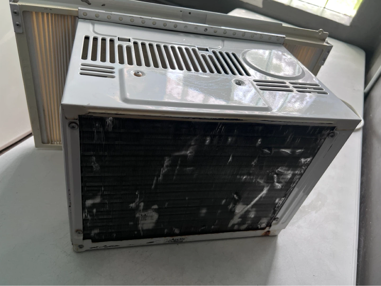 Arctic King Window Air Conditioner - photo 2