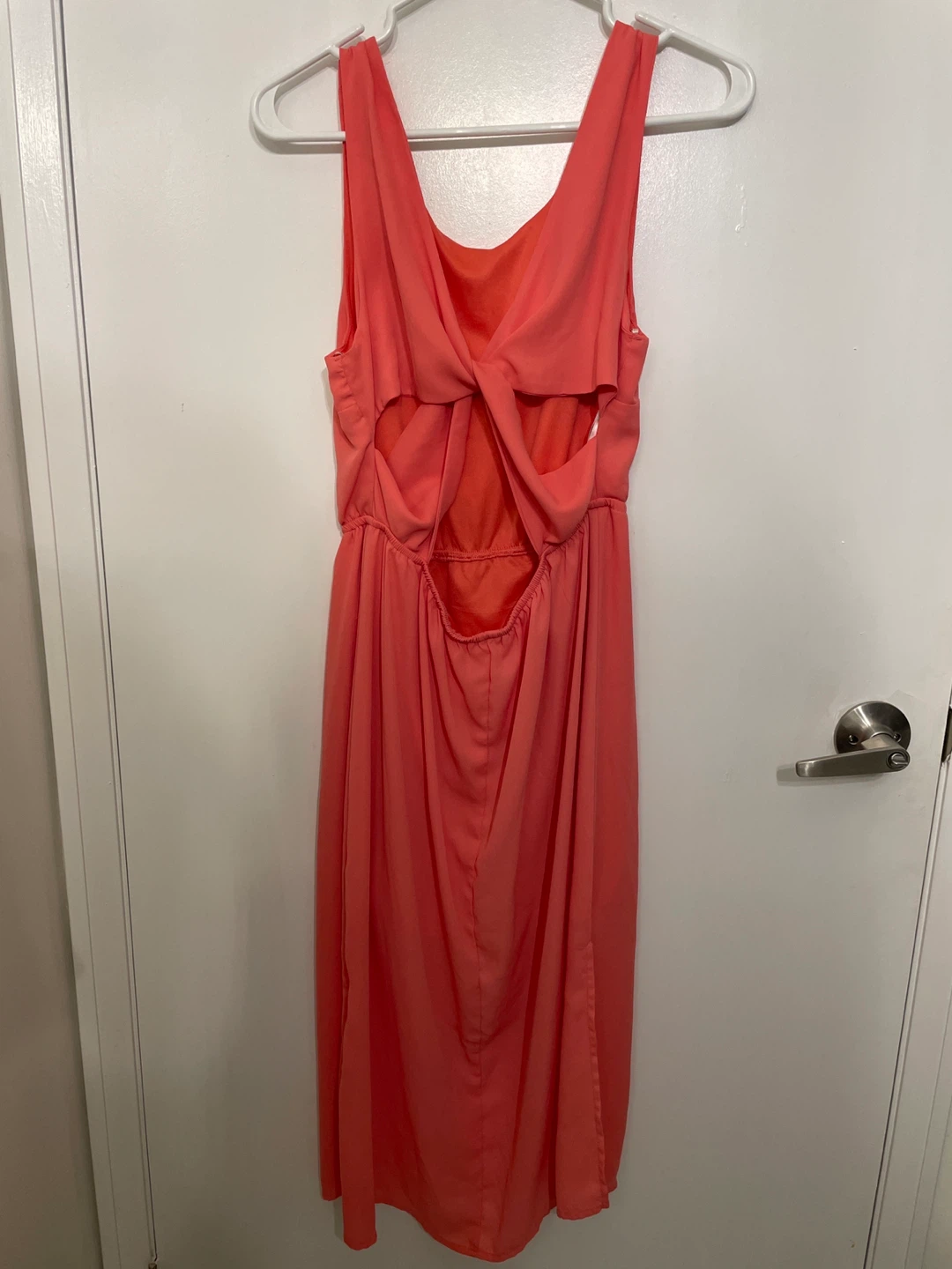 Coral Sleeveless Twist Back Midi Dress - photo 2