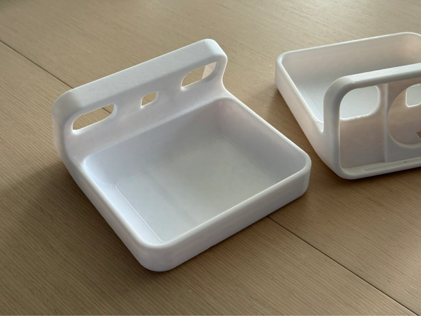 iPhone Pro Charging Stand x2 - photo 2
