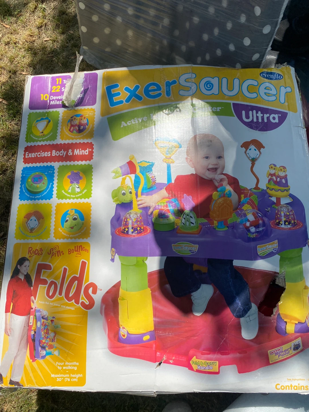 Evenflo ExerSaucer Ultra Activity Center