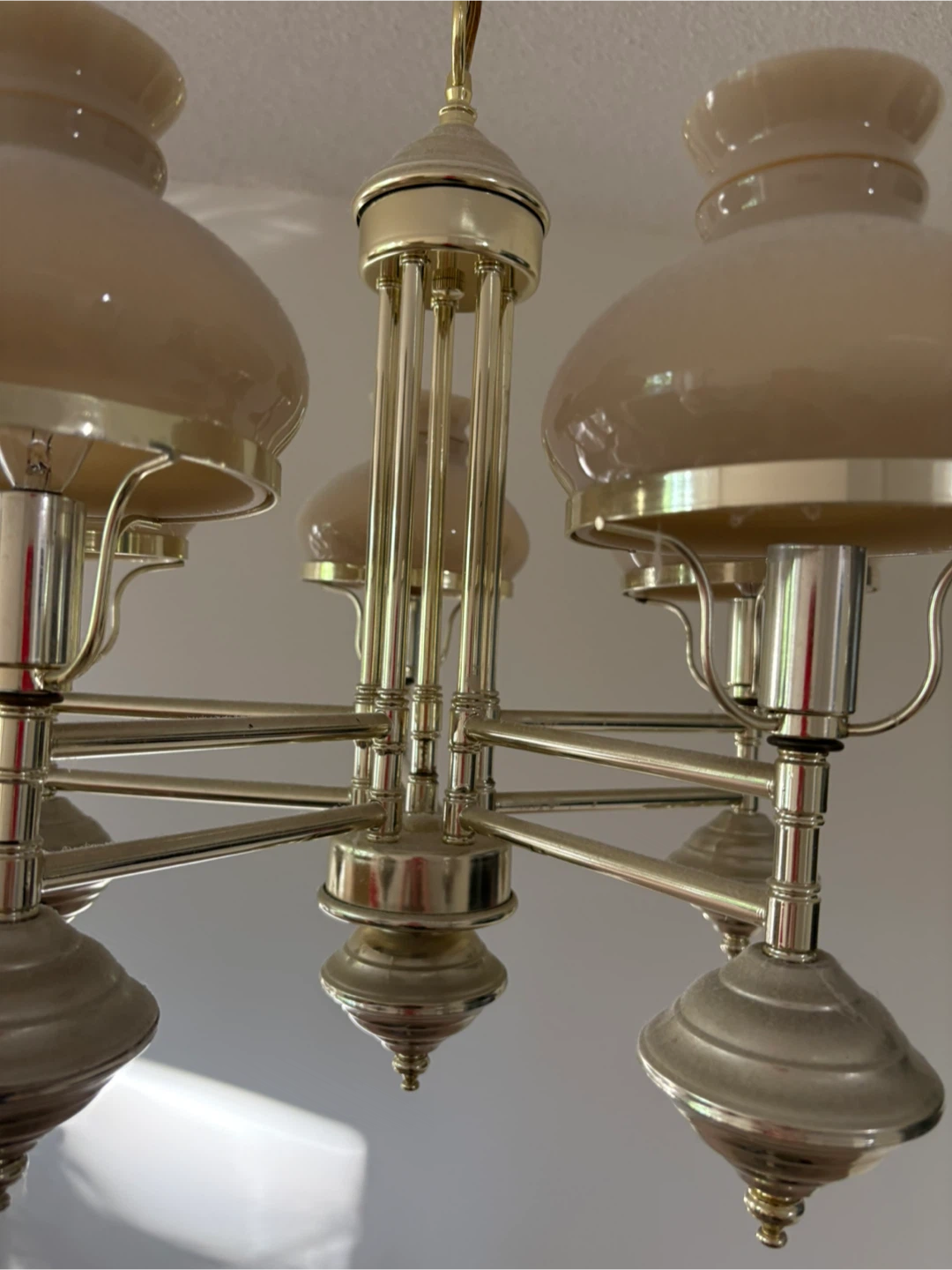 6-Light Chandelier with Beige Glass Shades - photo 4