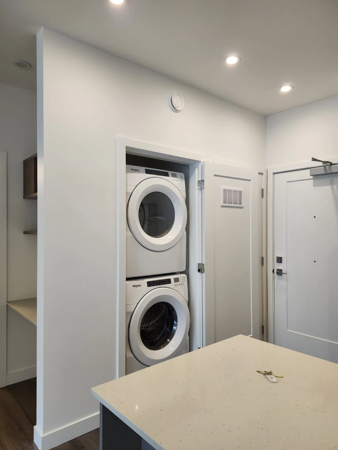 1 bed 1 bath apartment - photo 5