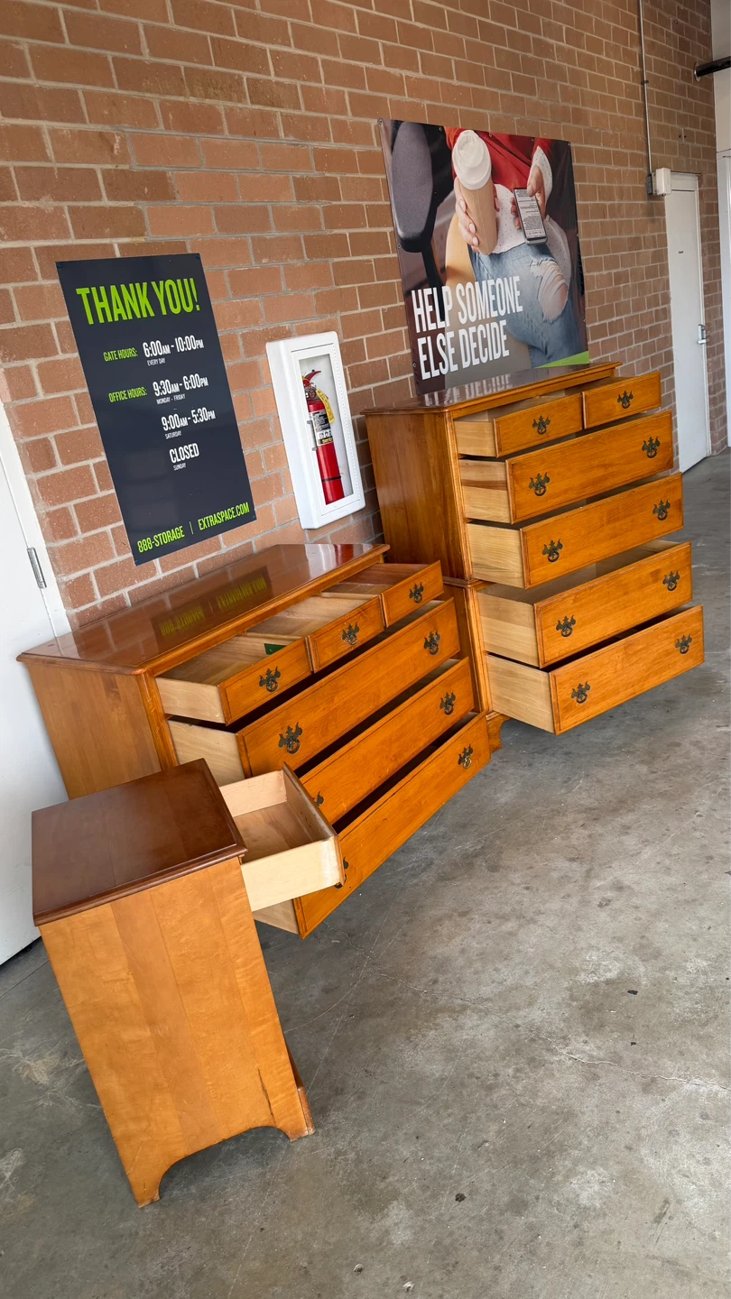 Wooden Dresser Set with Nightstand - photo 3