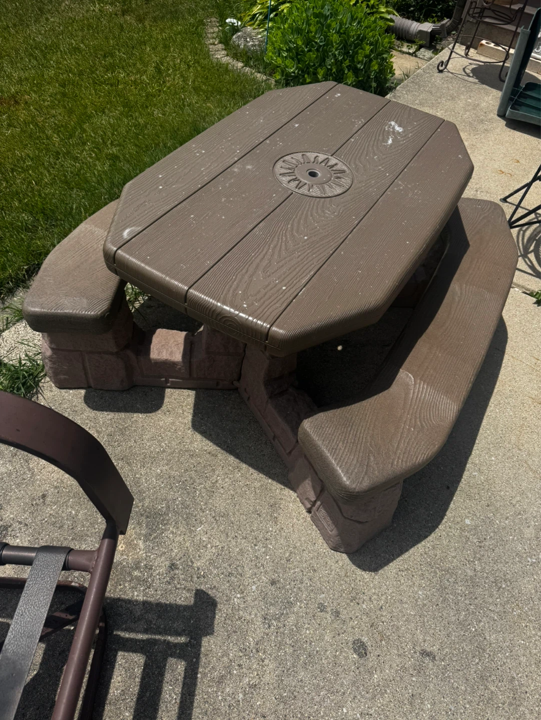 Step 2 kids picnic table