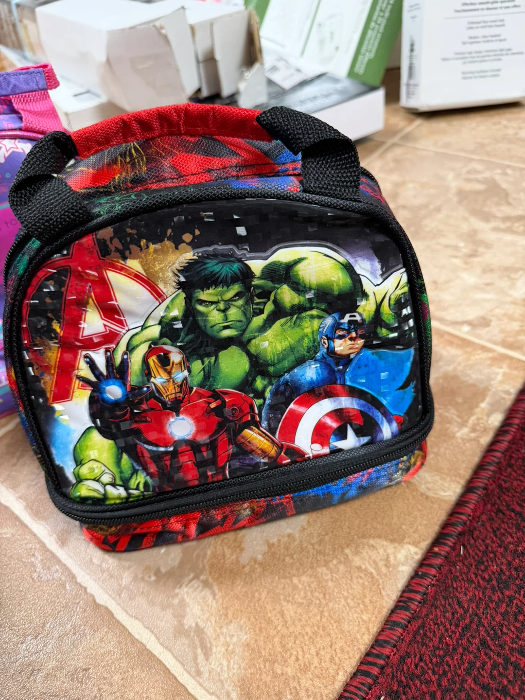 MARVEL & CHARACTER LUNCH BAGS - photo 5