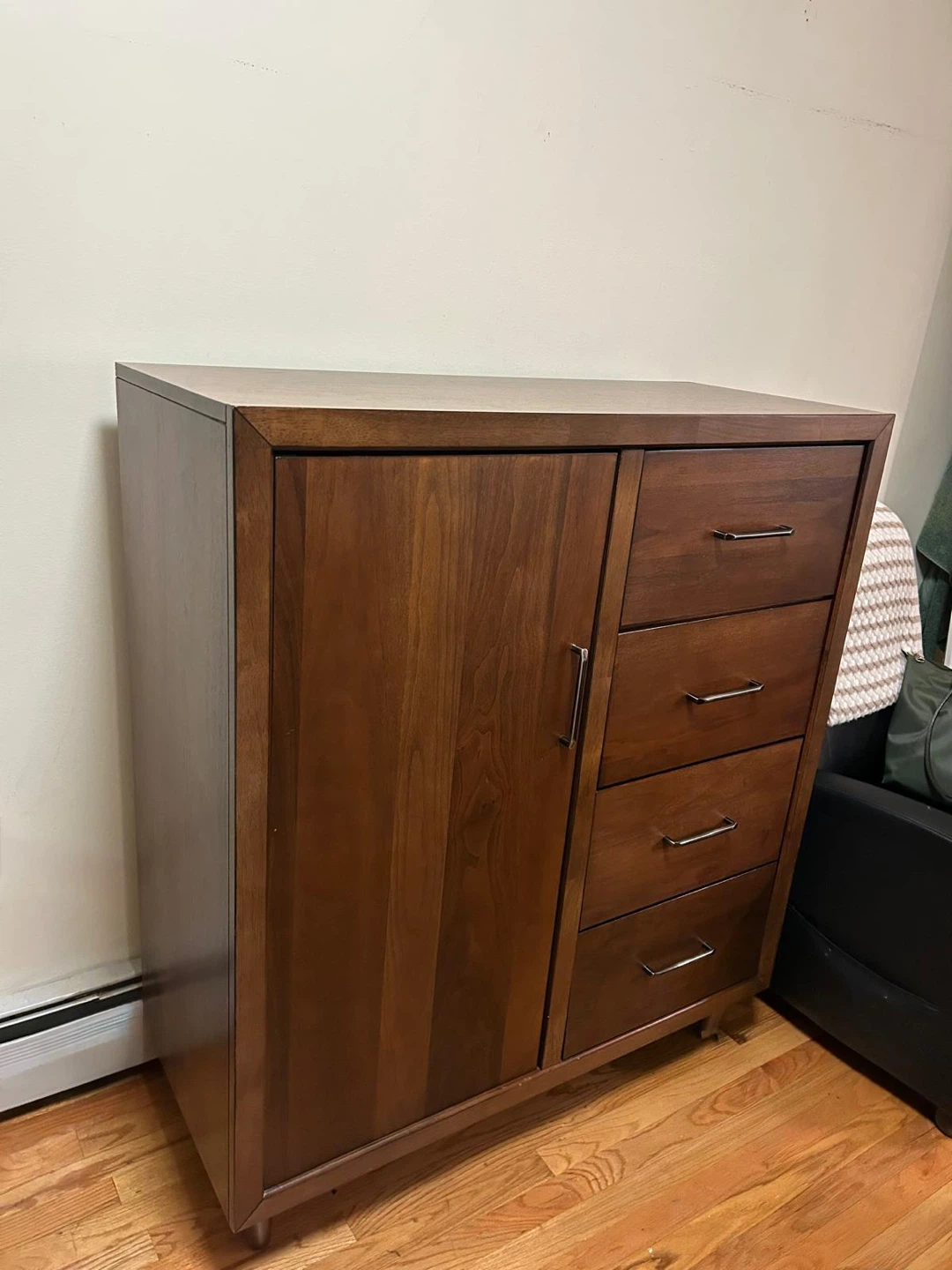 Solid wood bedroom set for sale ! Excellent condition - photo 3