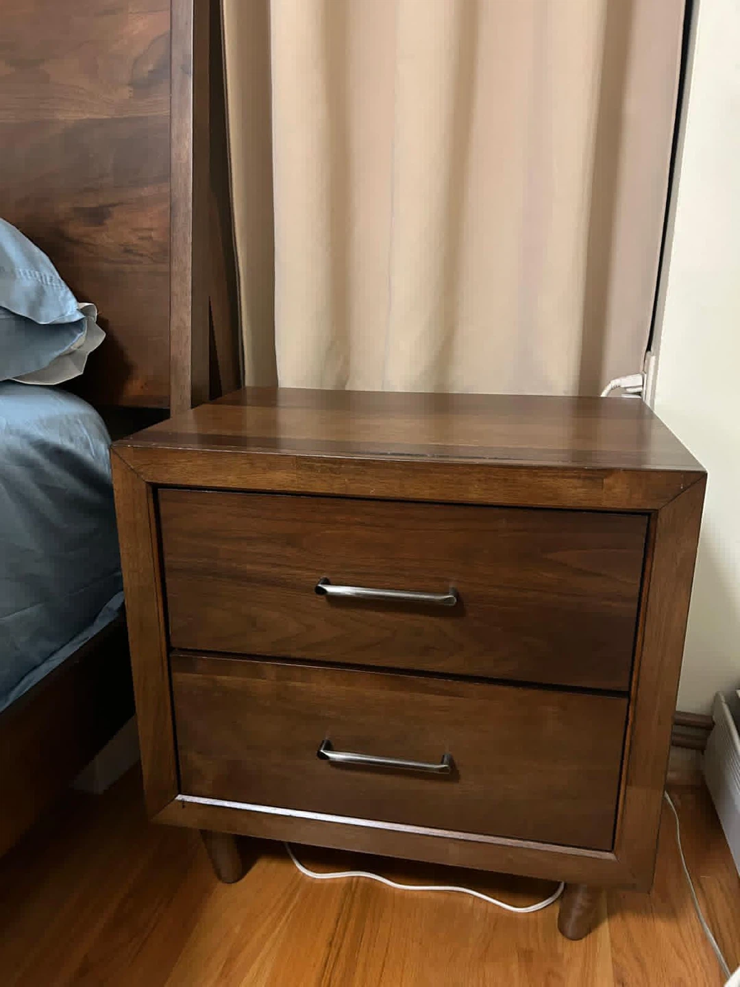 Solid wood bedroom set for sale ! Excellent condition - photo 5