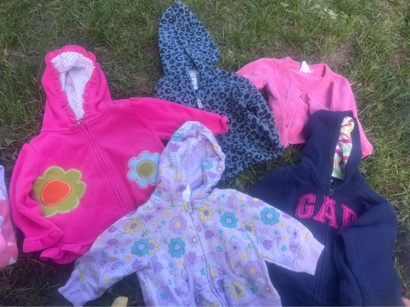 Girls 3/6m top, onesies & sweater - photo 4