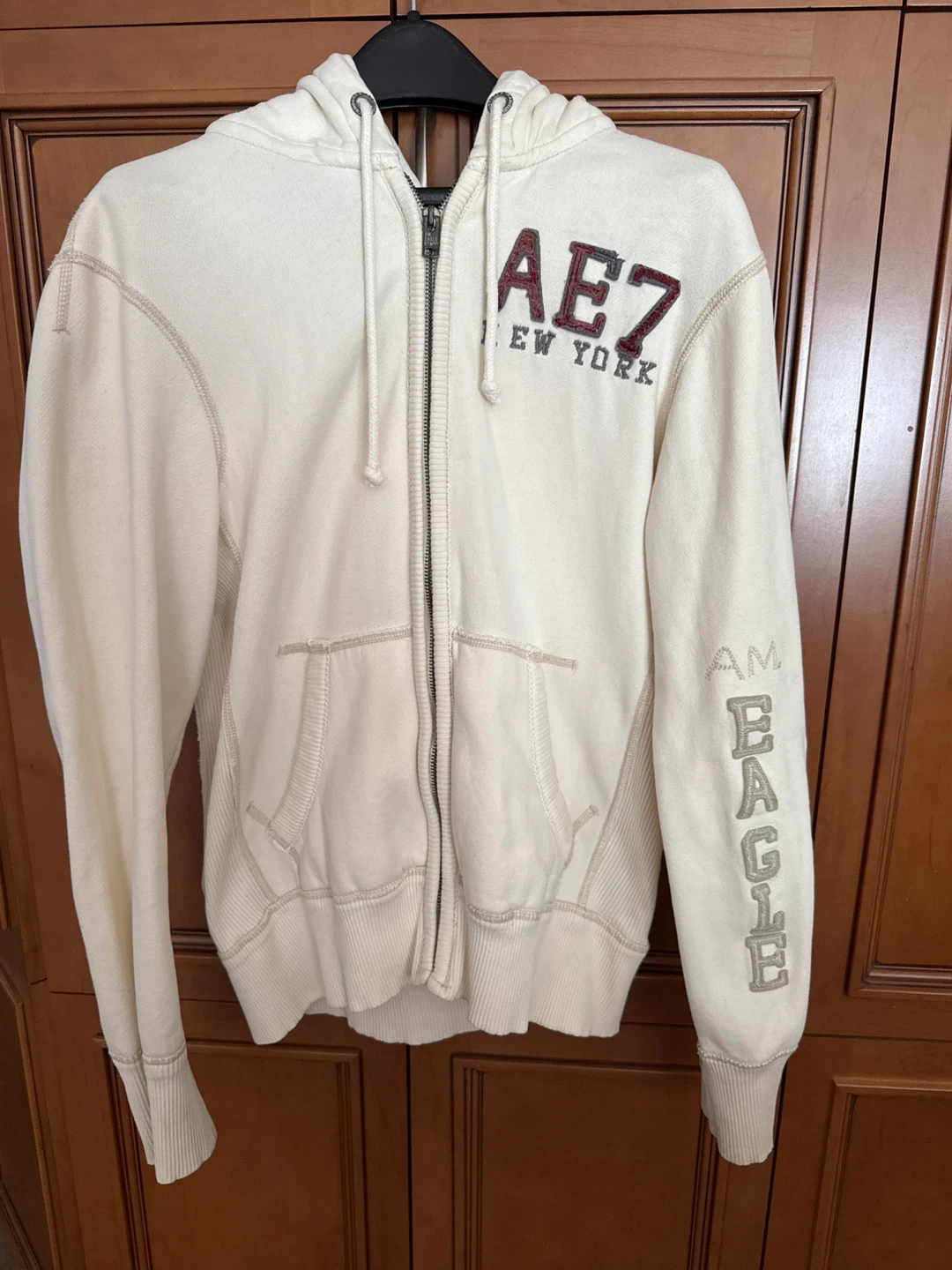 American Eagle Outfitters AE7