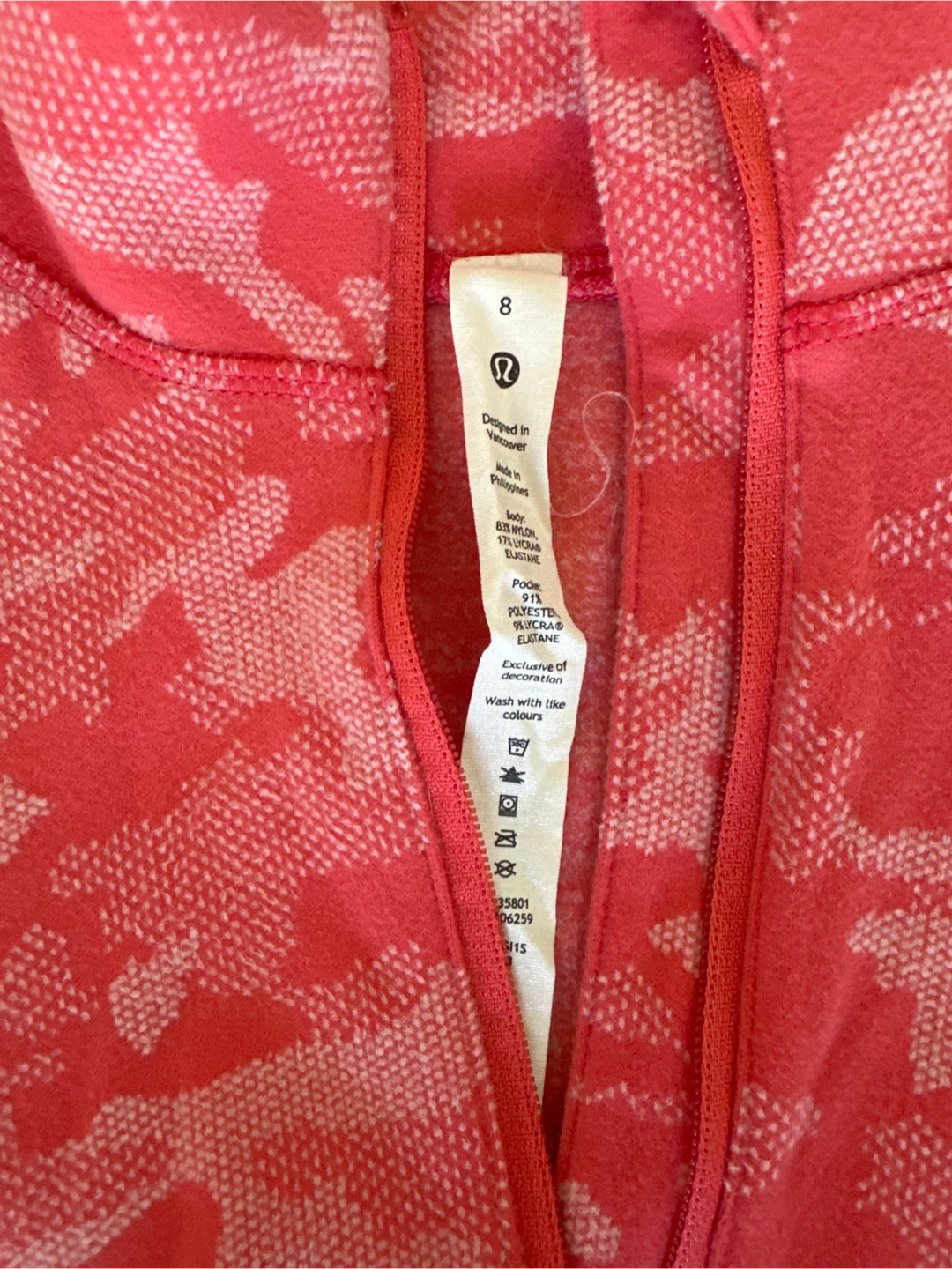 Lululemon Size 8 Camo 1/4 Zip Pullover - photo 2