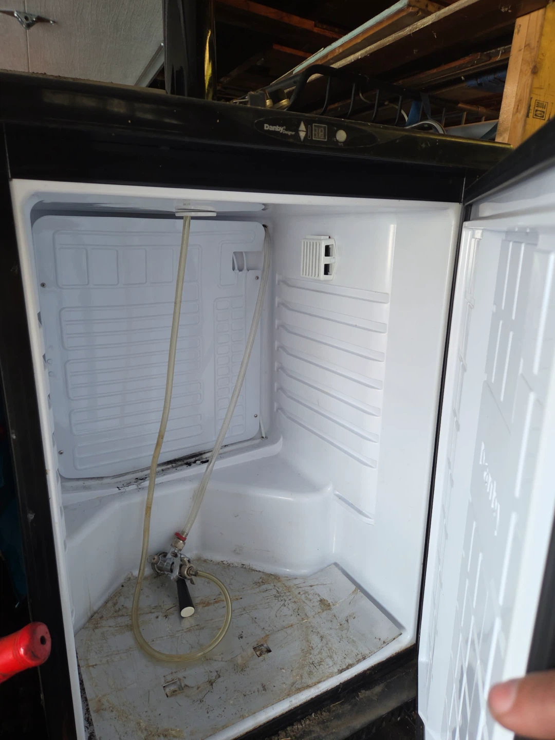 Danby Beverage Refrigerator with Tap - photo 2
