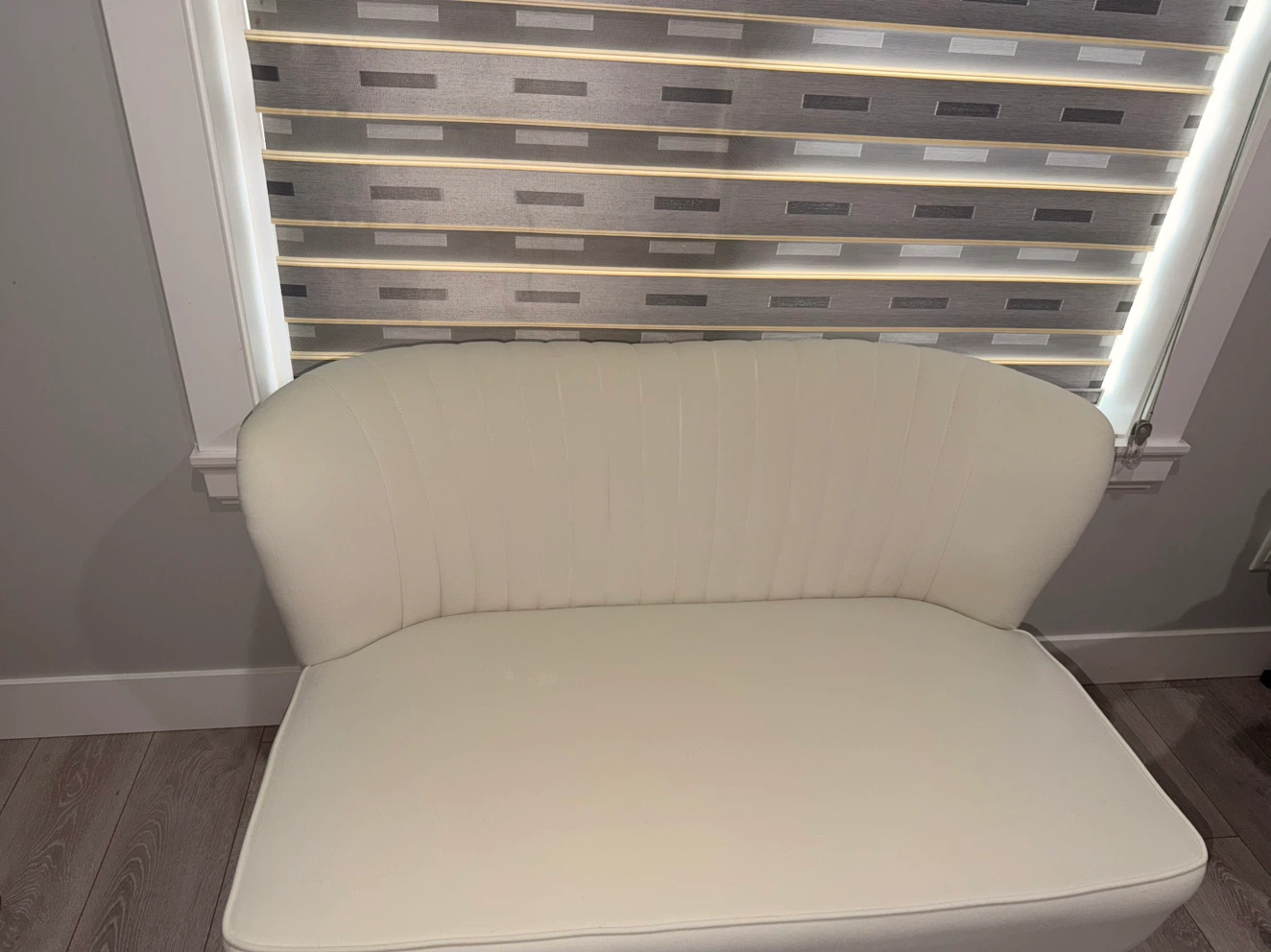 Sale of furniture - photo 2