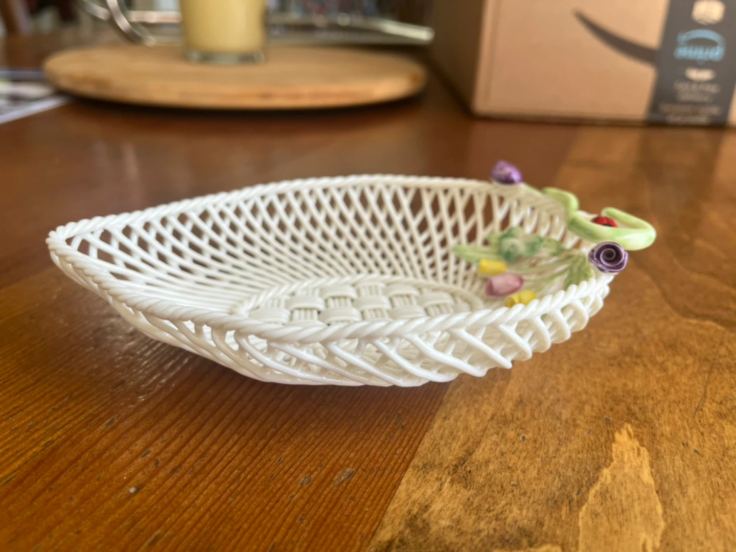 Belleek Rose Bud Leaf Basket - photo 2
