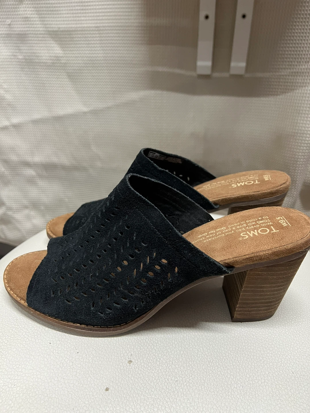 TOMS Black Suede Perforated Heeled Mules Women's Size 9.5 - photo 4