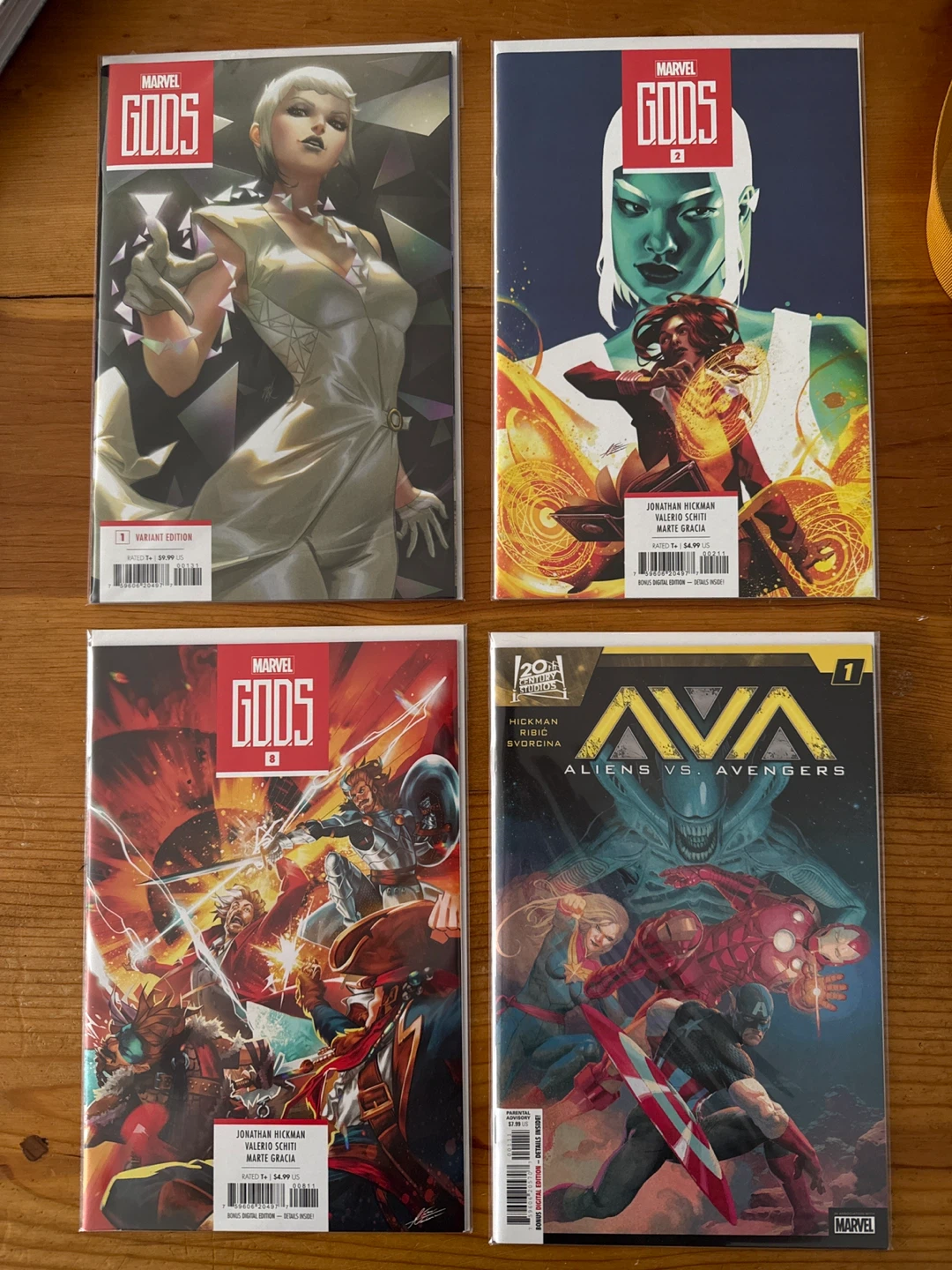 Hickman comic lot (includes Ultimate Spider-Man 1 variant) - photo 5