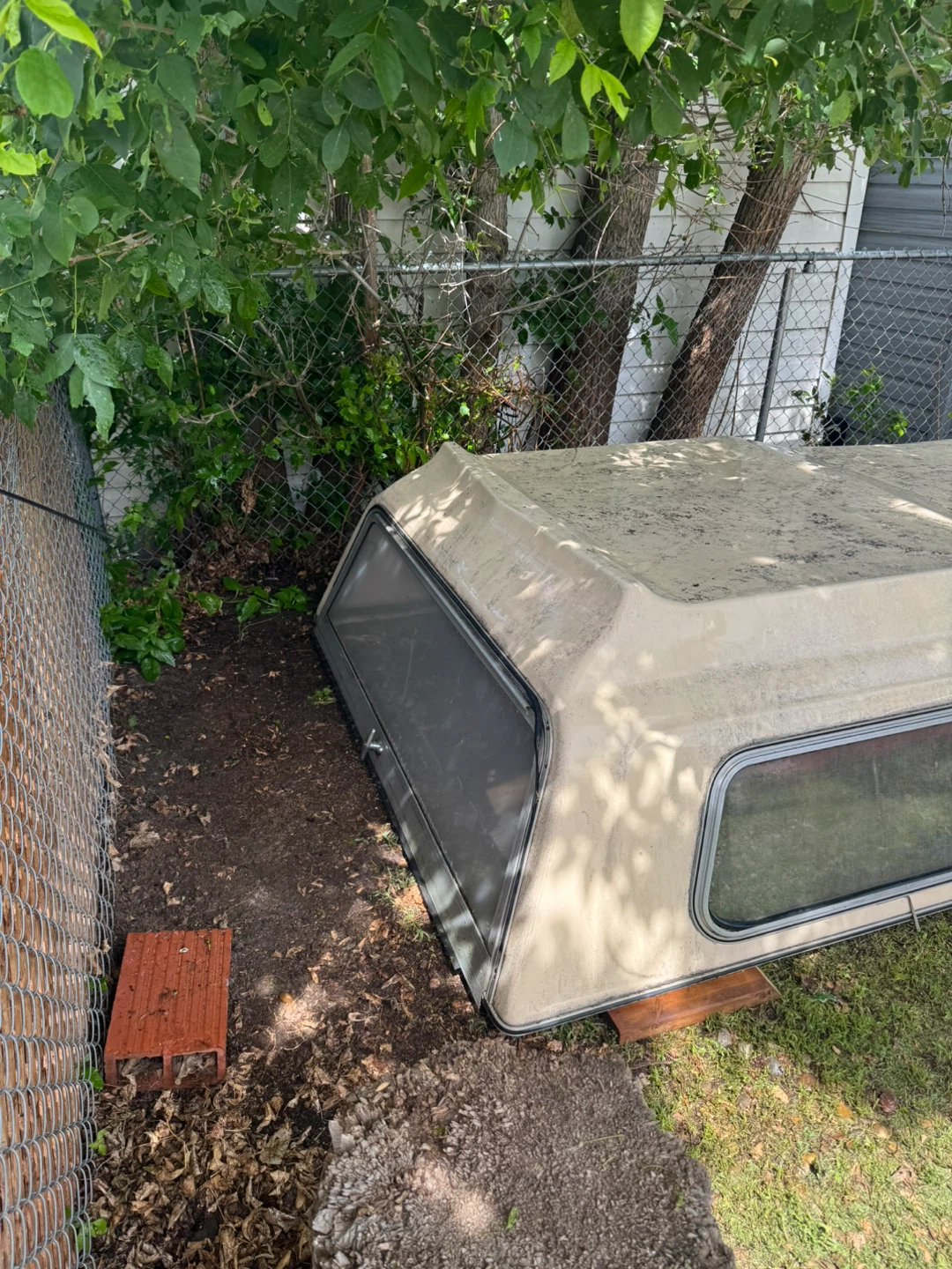 Truck Cap/Topper - photo 3