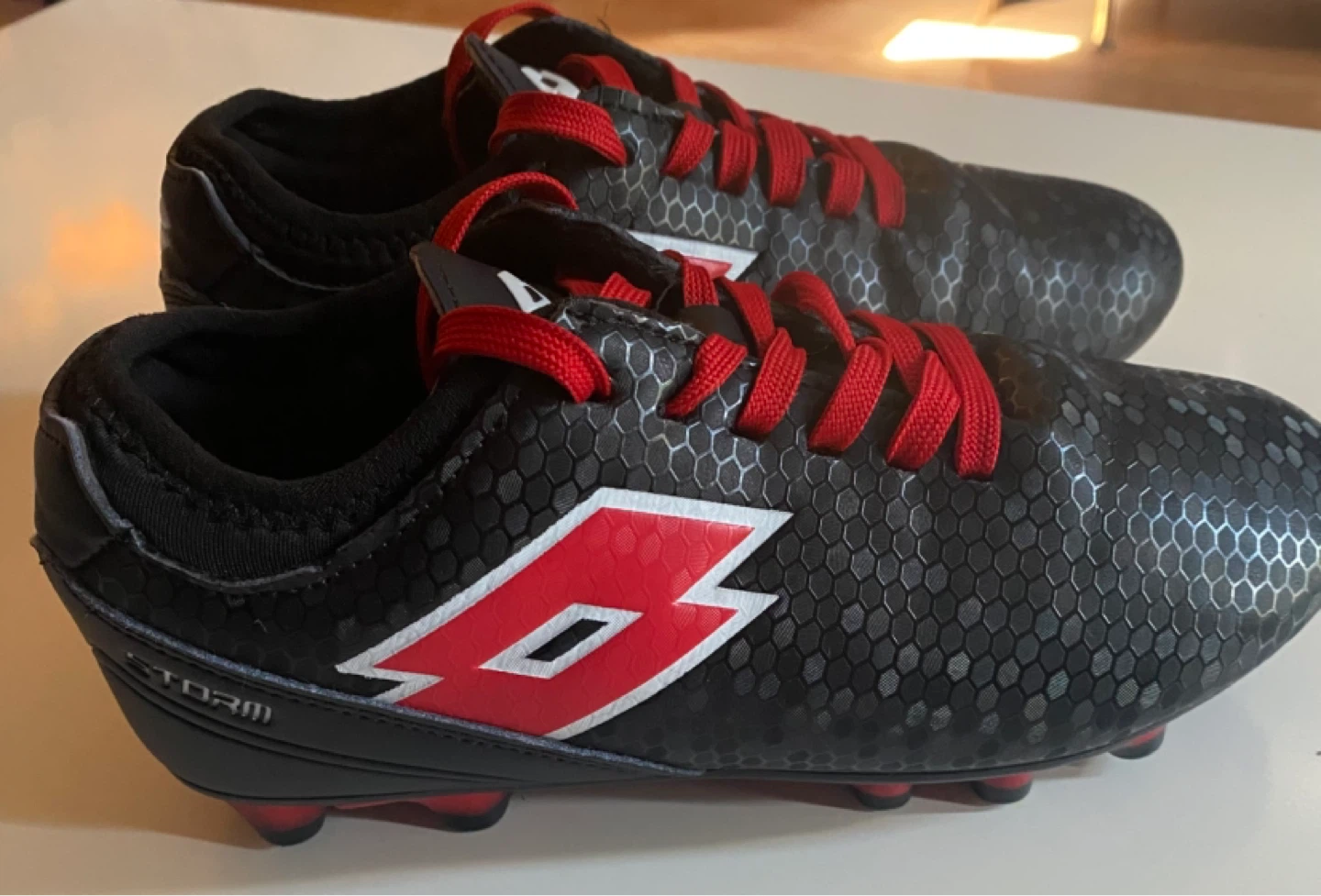 Lotto Storm Unisex Soccer Cleats (Youth 4) - photo 2