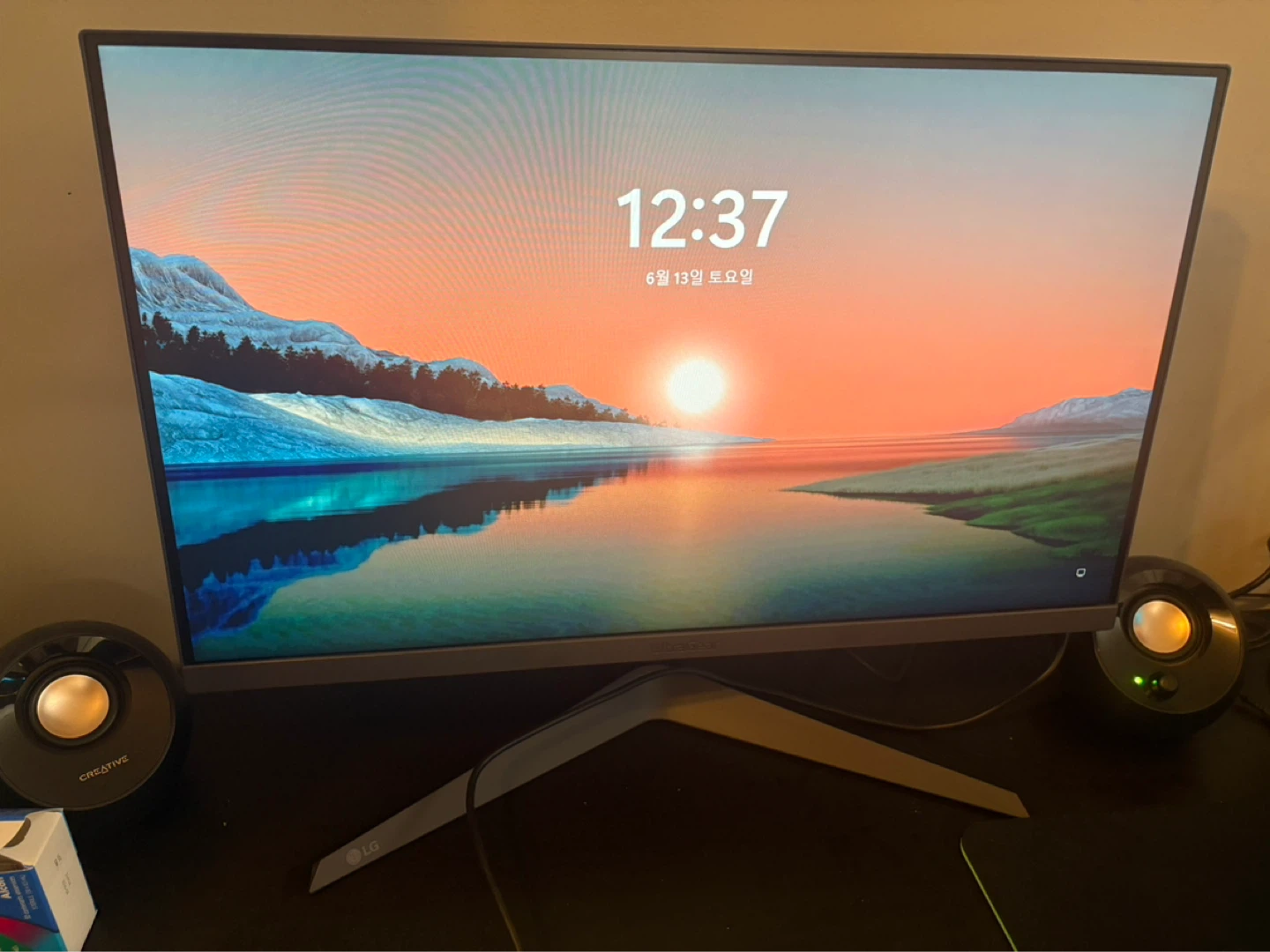LG Ultragear 245S50F-B - photo 2