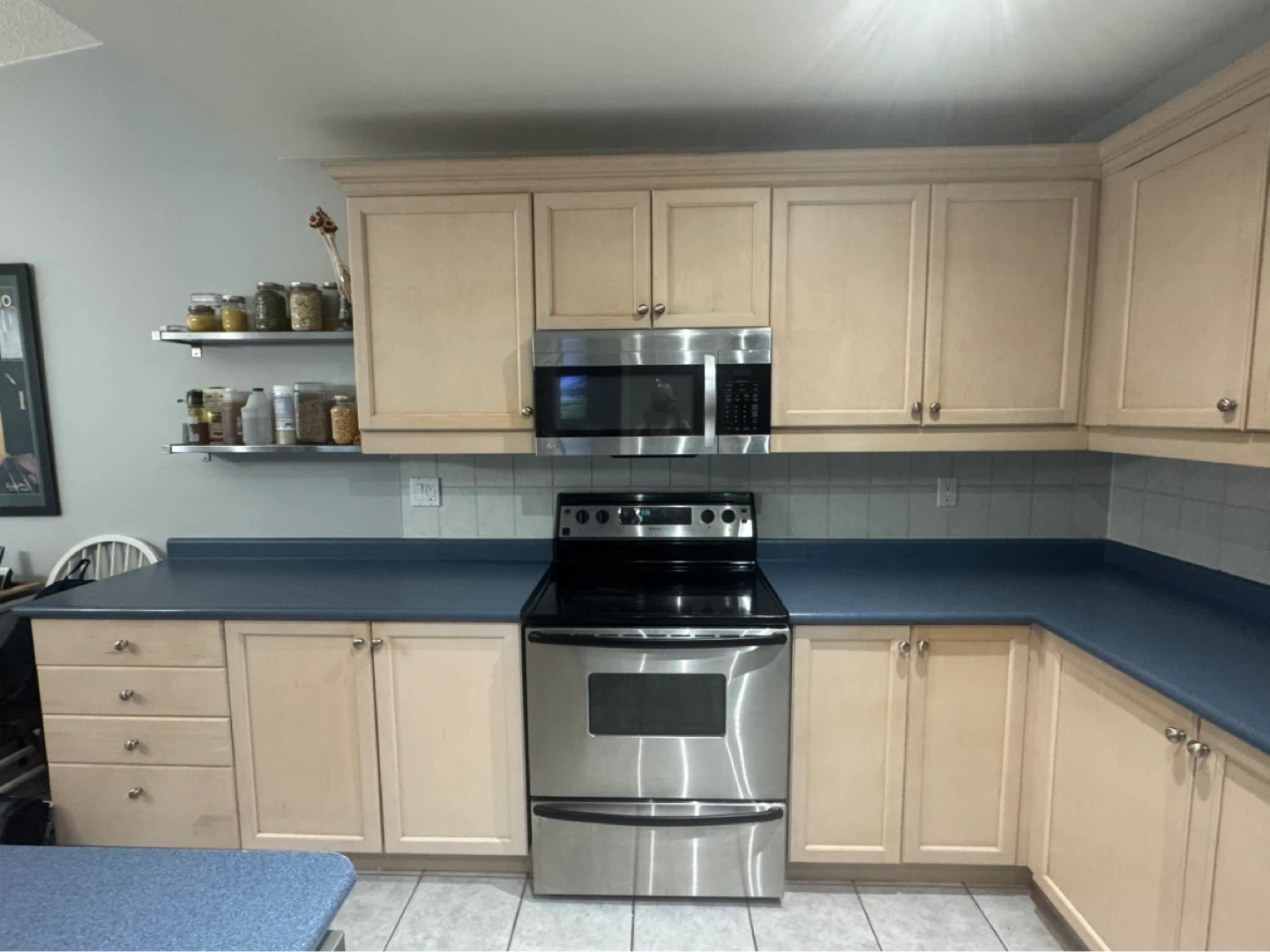 Used Kitchen cabinets - photo 3