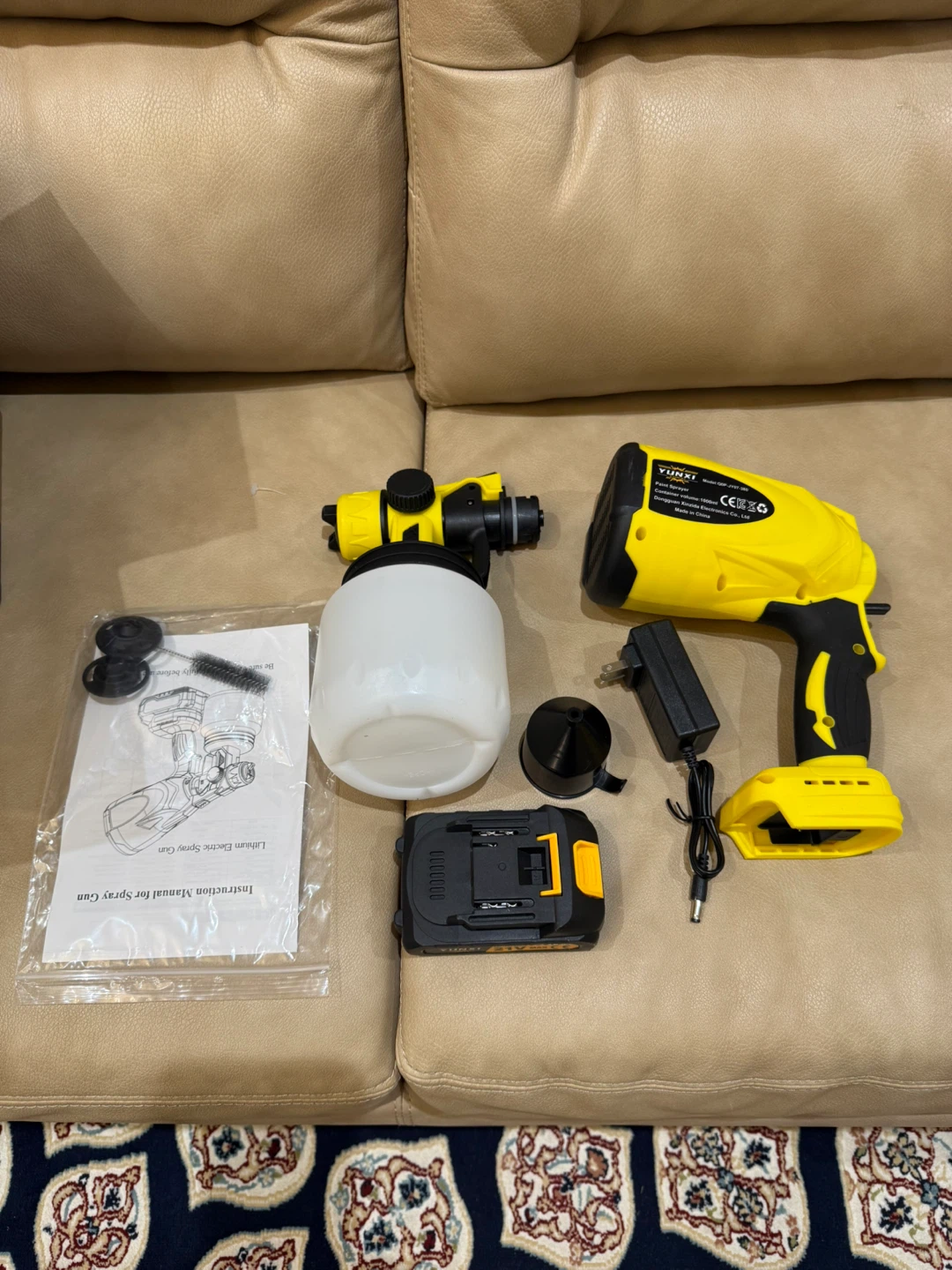 New YUNXI Li-ion Portable Cordless Spray Gun - photo 4