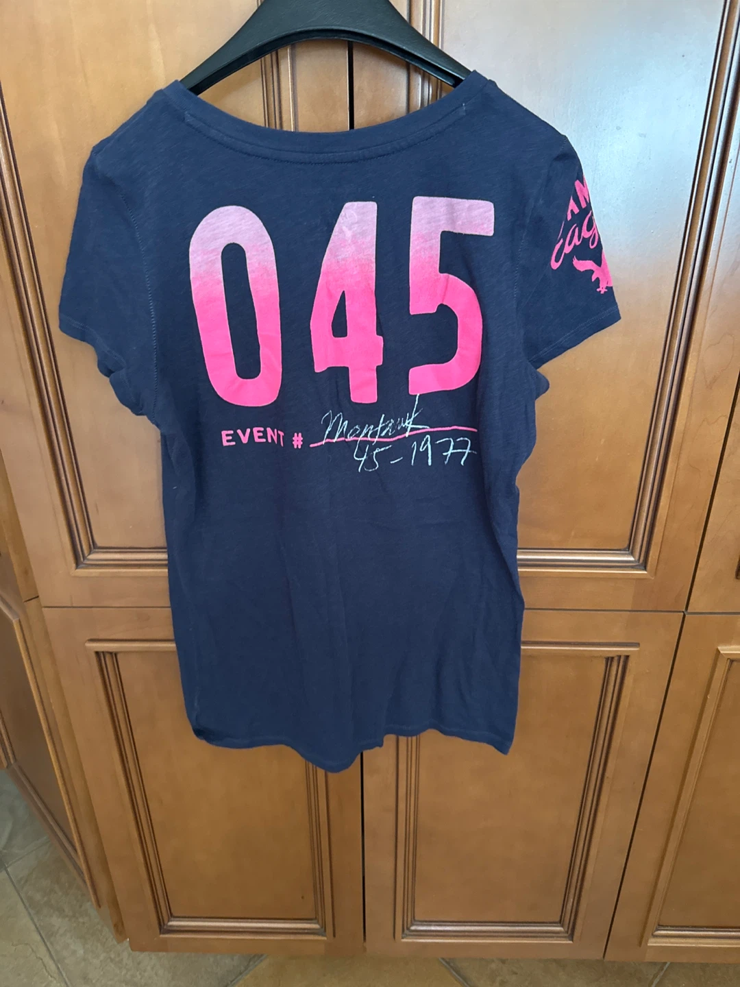 American Eagle Outfitters T-Shirt