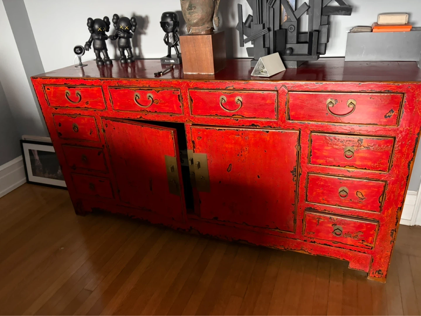 Dresser for Bedroom or Livingroom