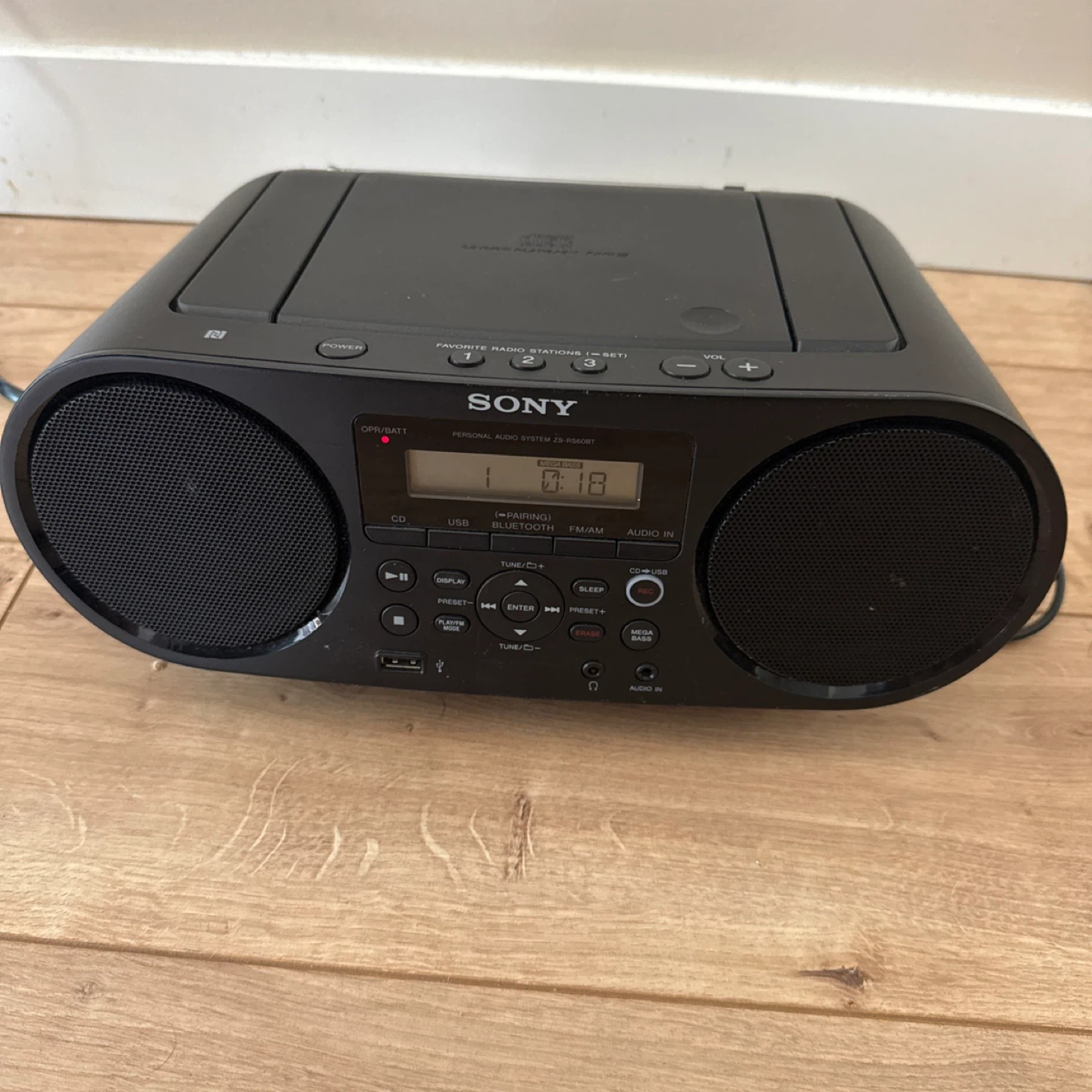Sony Personal Audio System ZS-R560BT Boombox