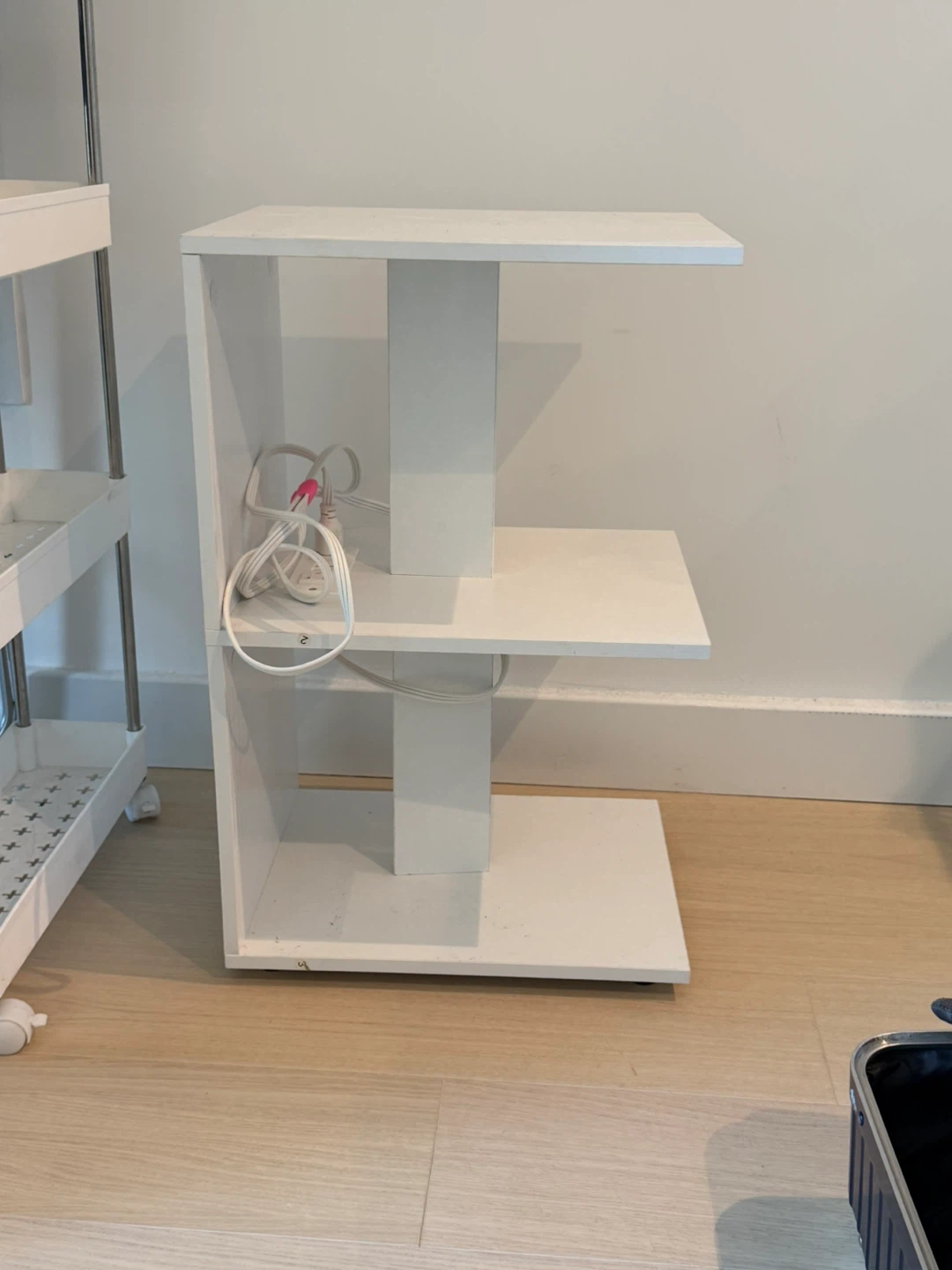 White 3-Tier Side Table with Charging Station - photo 5