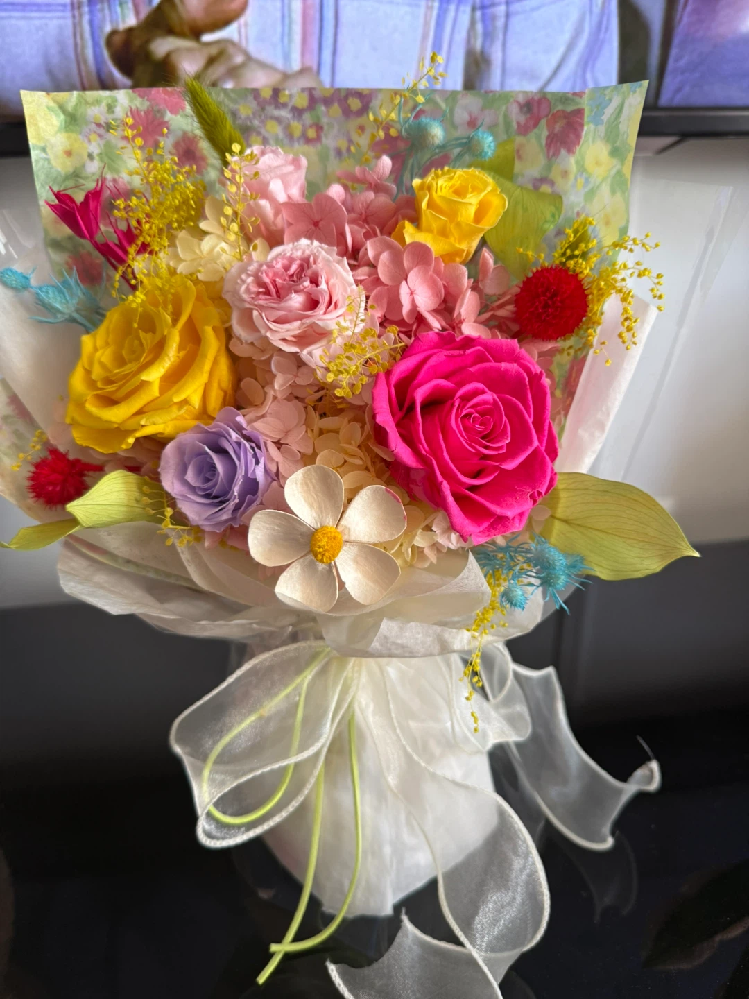 Preserved floral arrangements