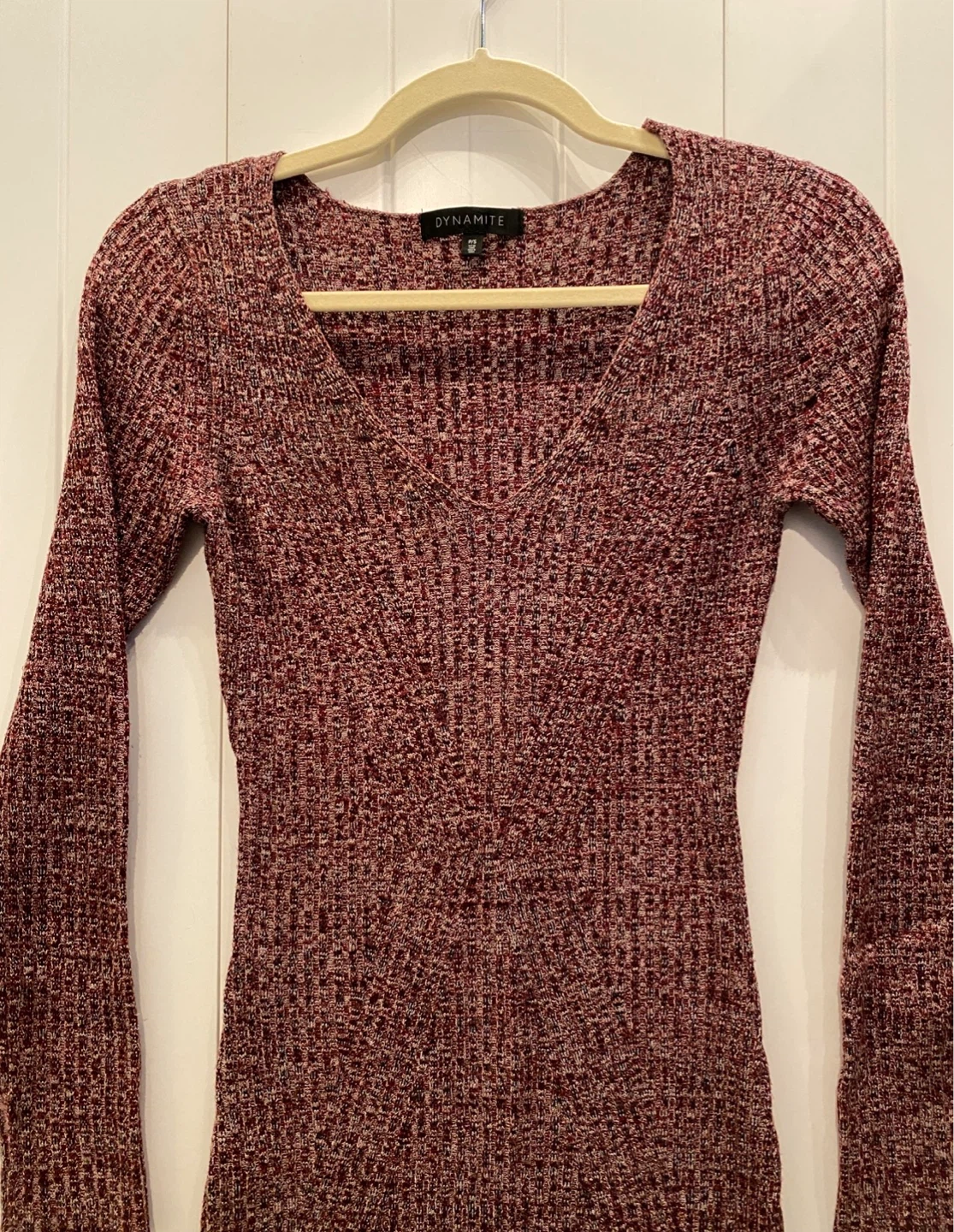Dynamite V-Neck Bodycon Sweater Dress Burgundy wine - photo 3