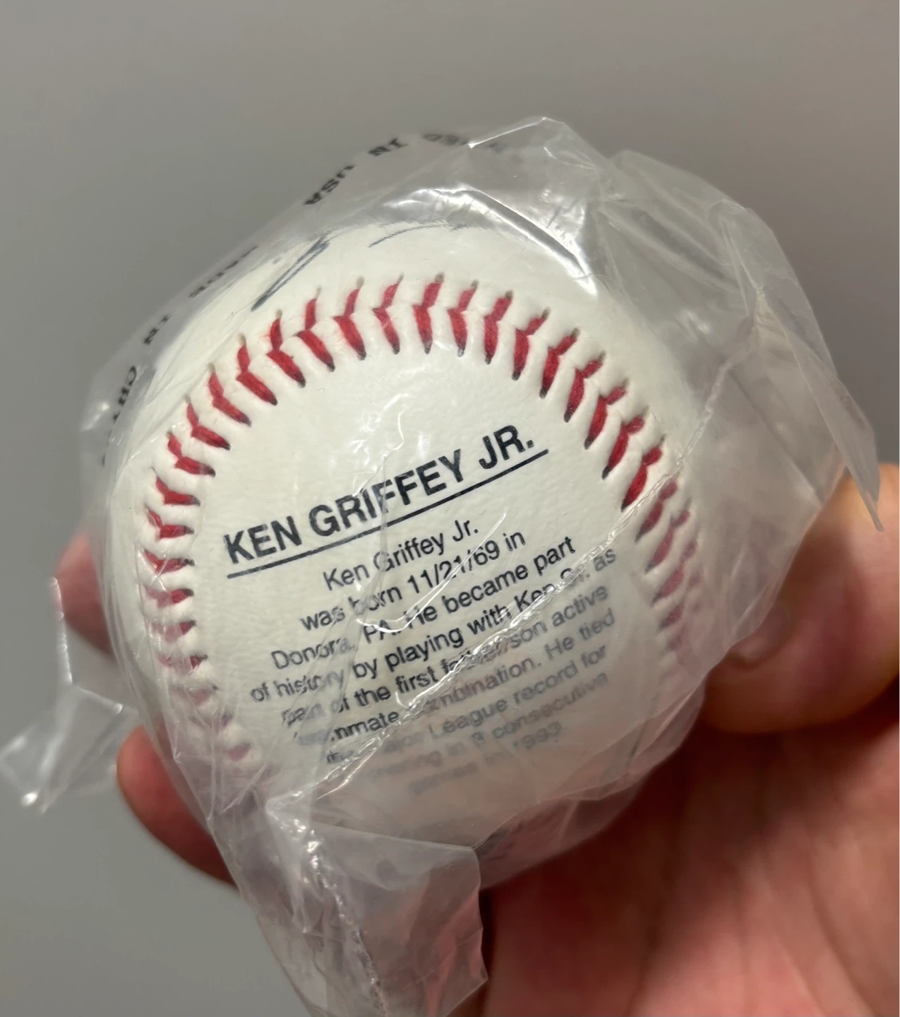 Ken Griffey Jr. Autographed Baseball - photo 2