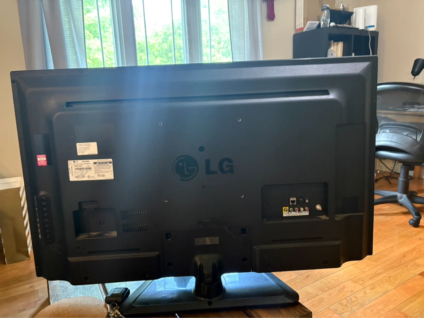 LG 42LN5700 42" LED TV