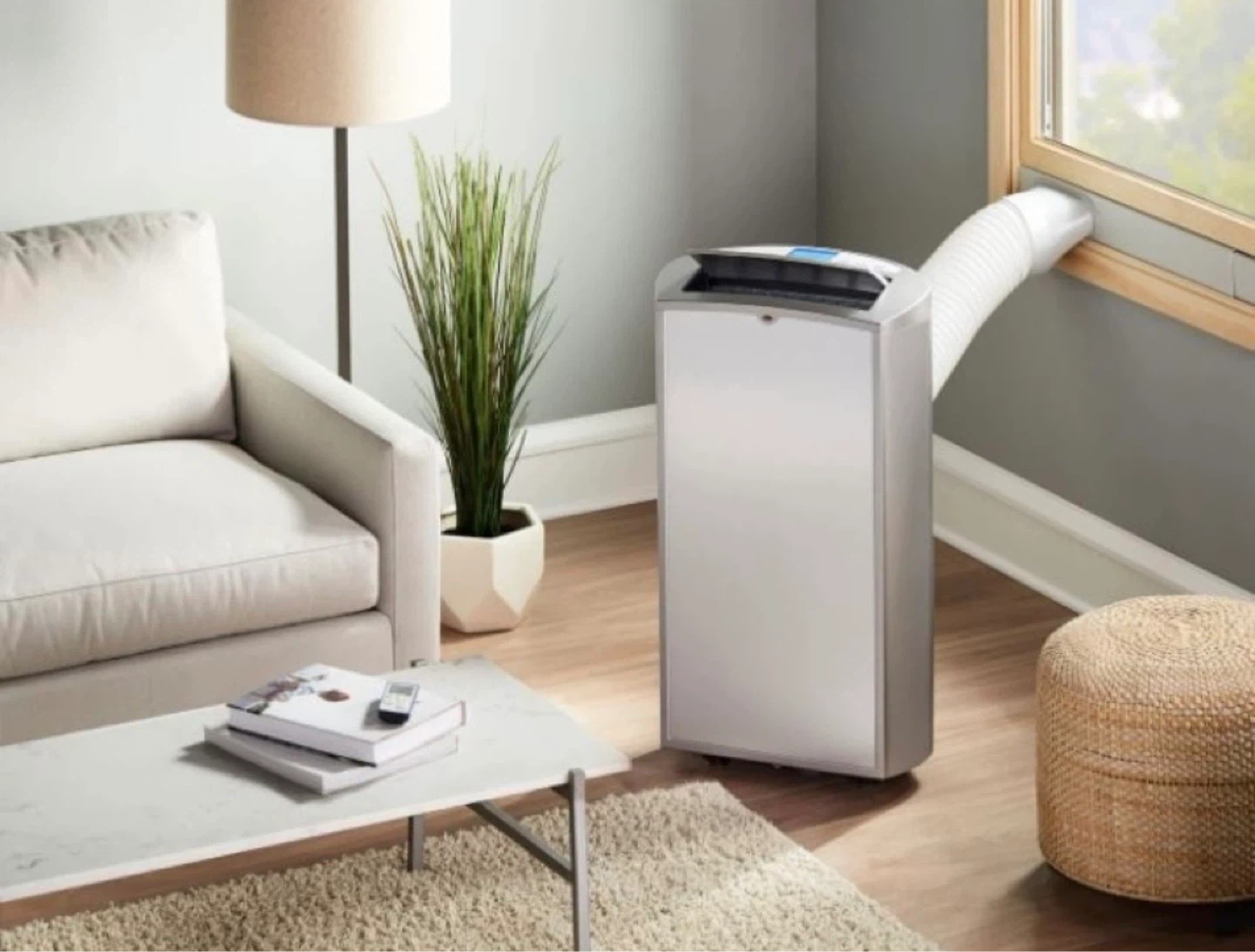 Insignia Portable Air Conditioner 14000 BTU